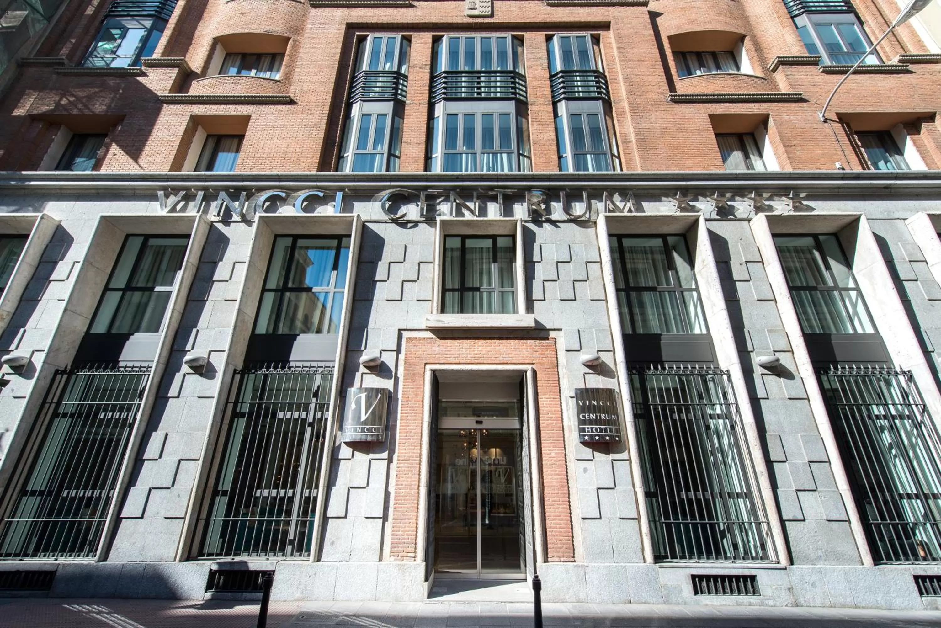 Facade/entrance in Vincci Centrum