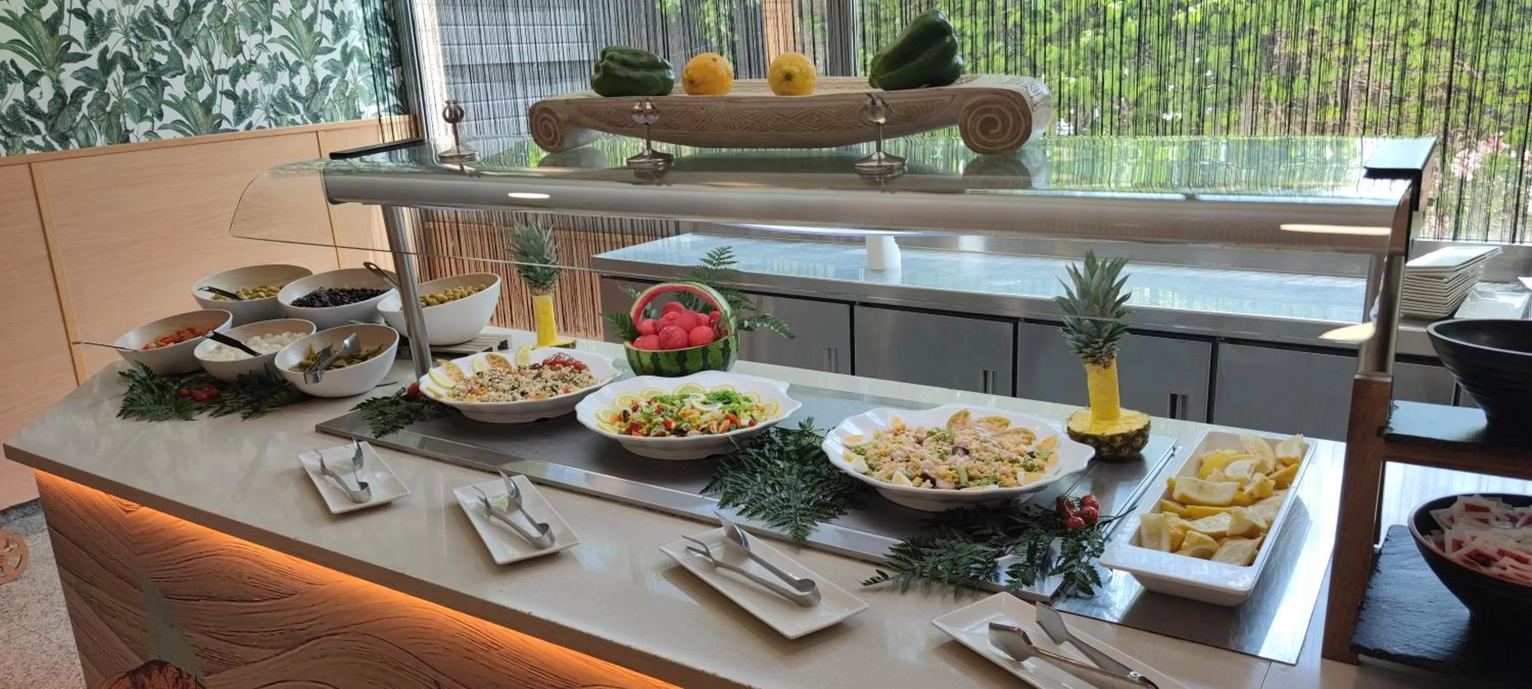 Restaurant/places to eat in Hotel Neptuno by ON Hotels Group