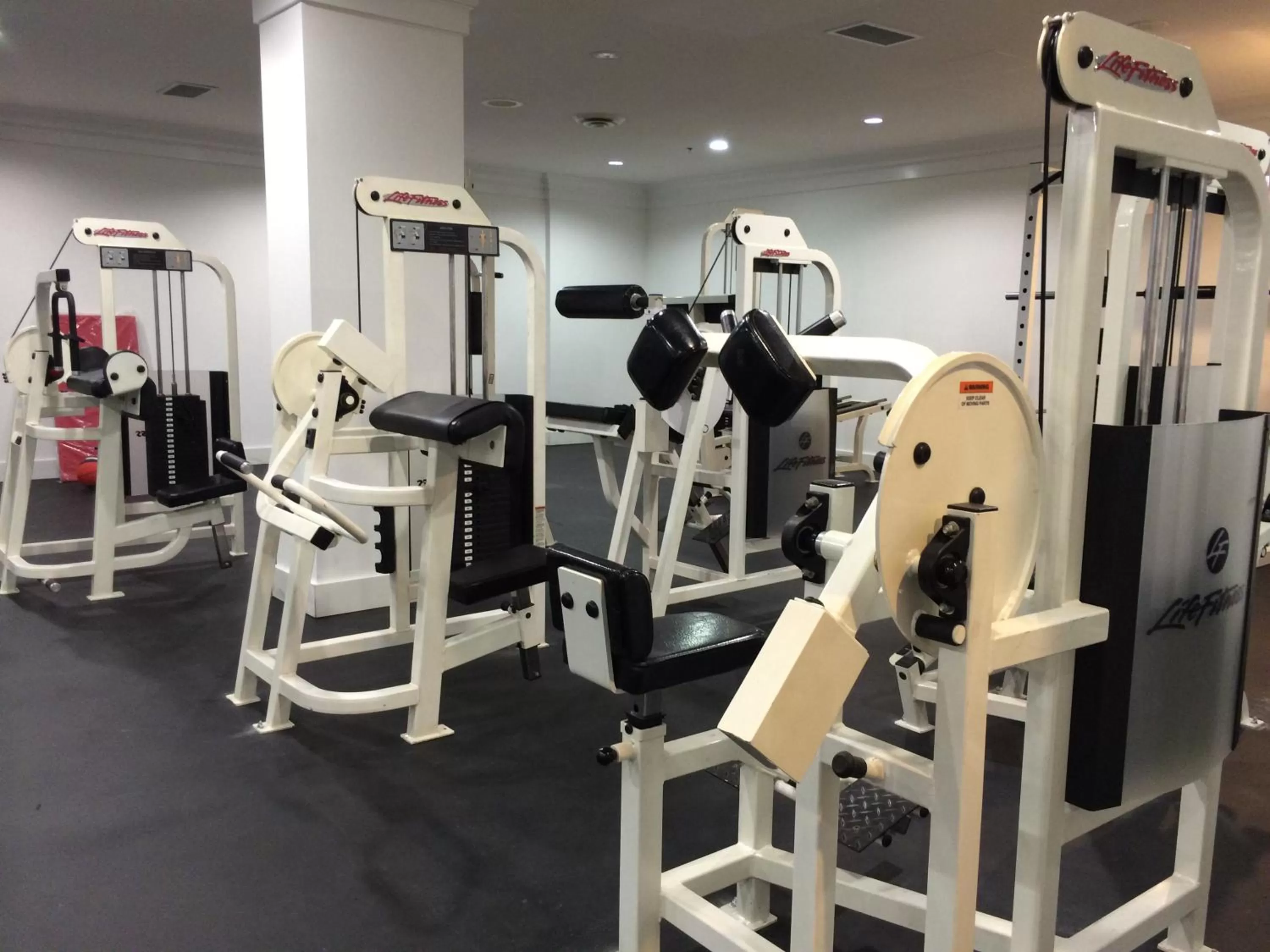 Fitness centre/facilities in Century Plaza Hotel
