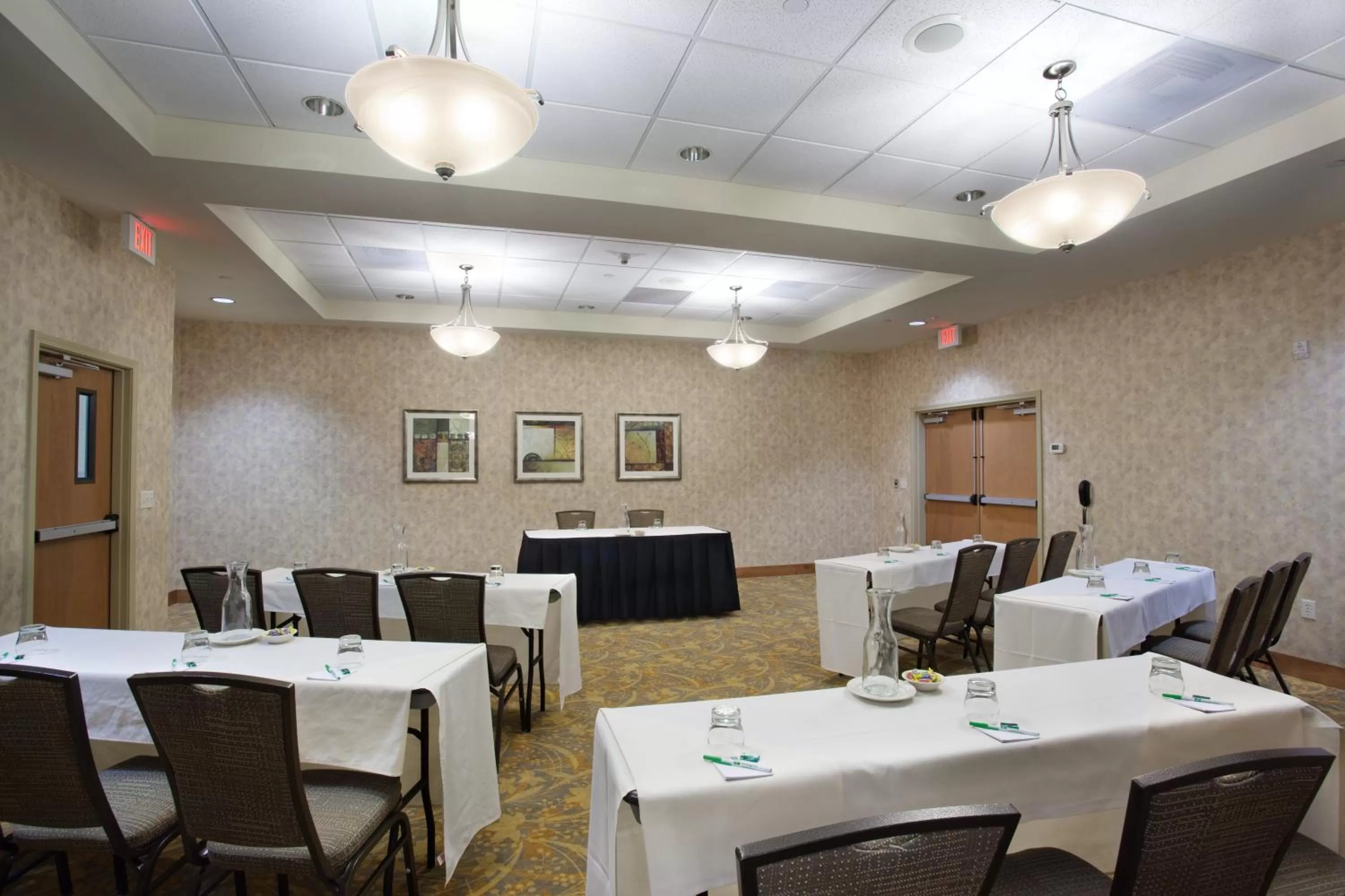 Meeting/conference room in Holiday Inn Laramie by IHG