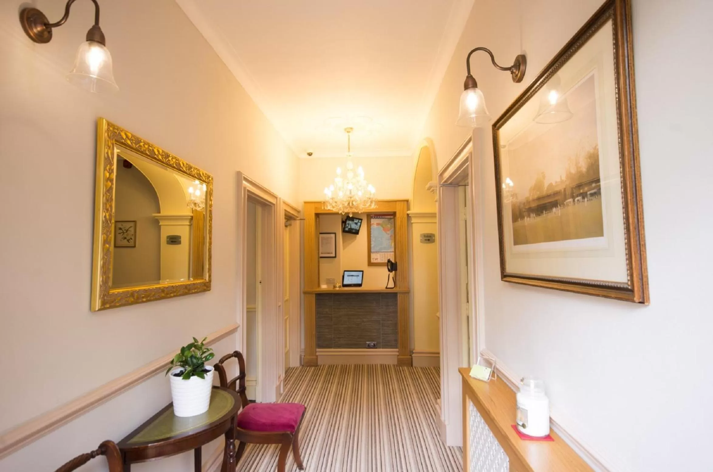 Lobby or reception in Wakefield Limes Lodge