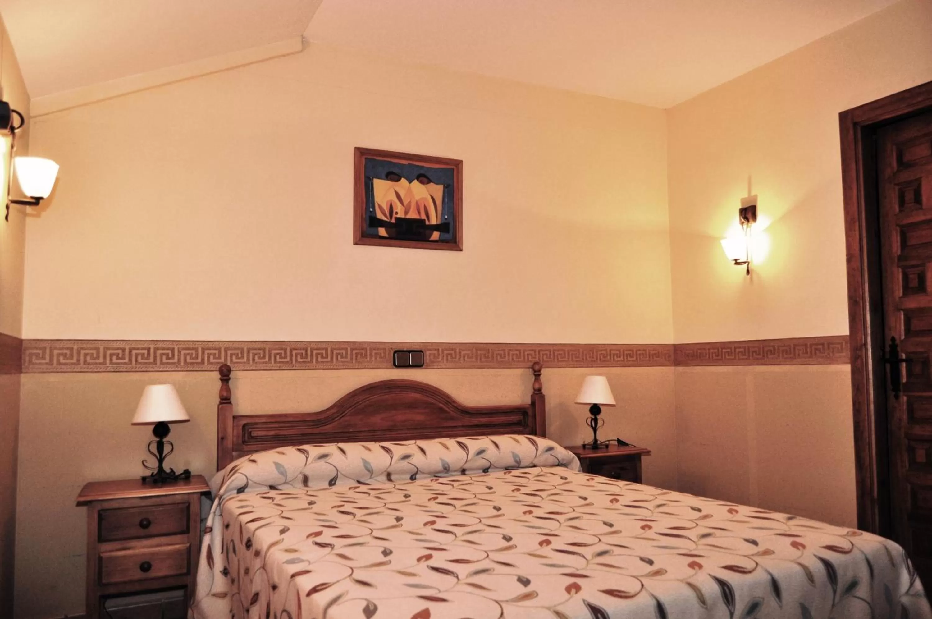 Bed in La Fuensanta Hostal-Rural