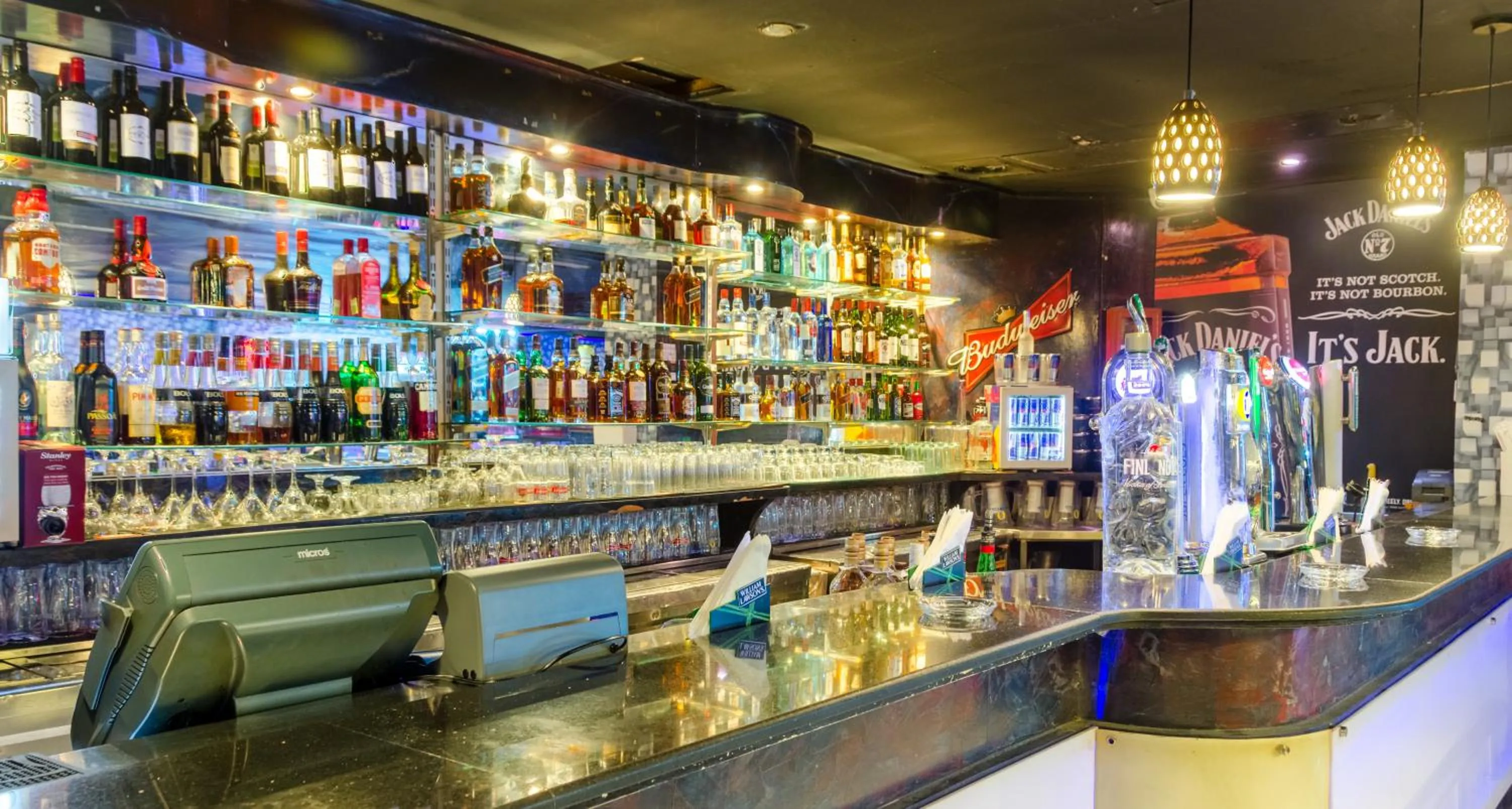 Nightclub / DJ in Avenue Hotel Dubai