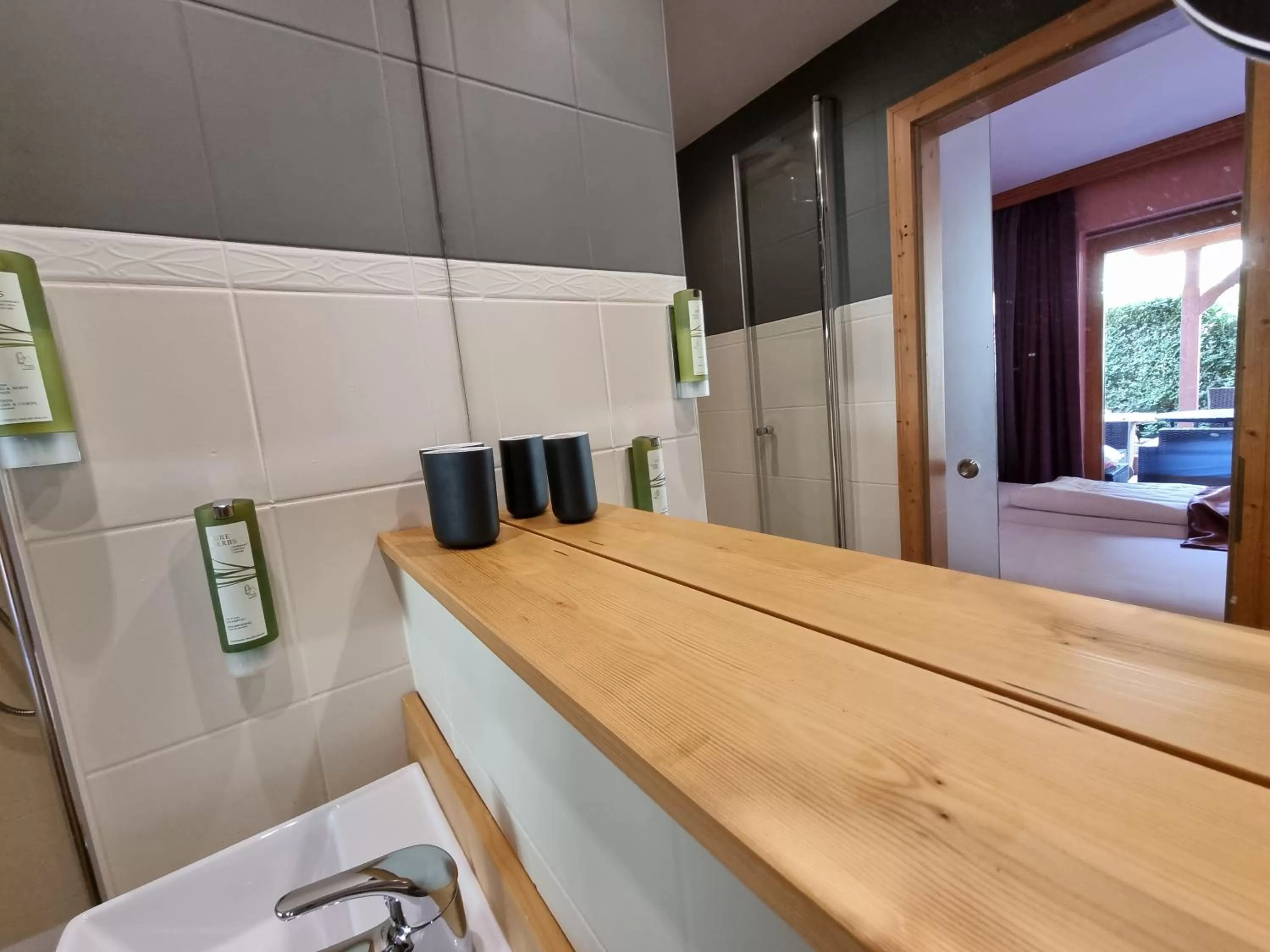 Kitchen/Kitchenette in Landhaus Talblick- Boutique Hotel Bed and Breakfast