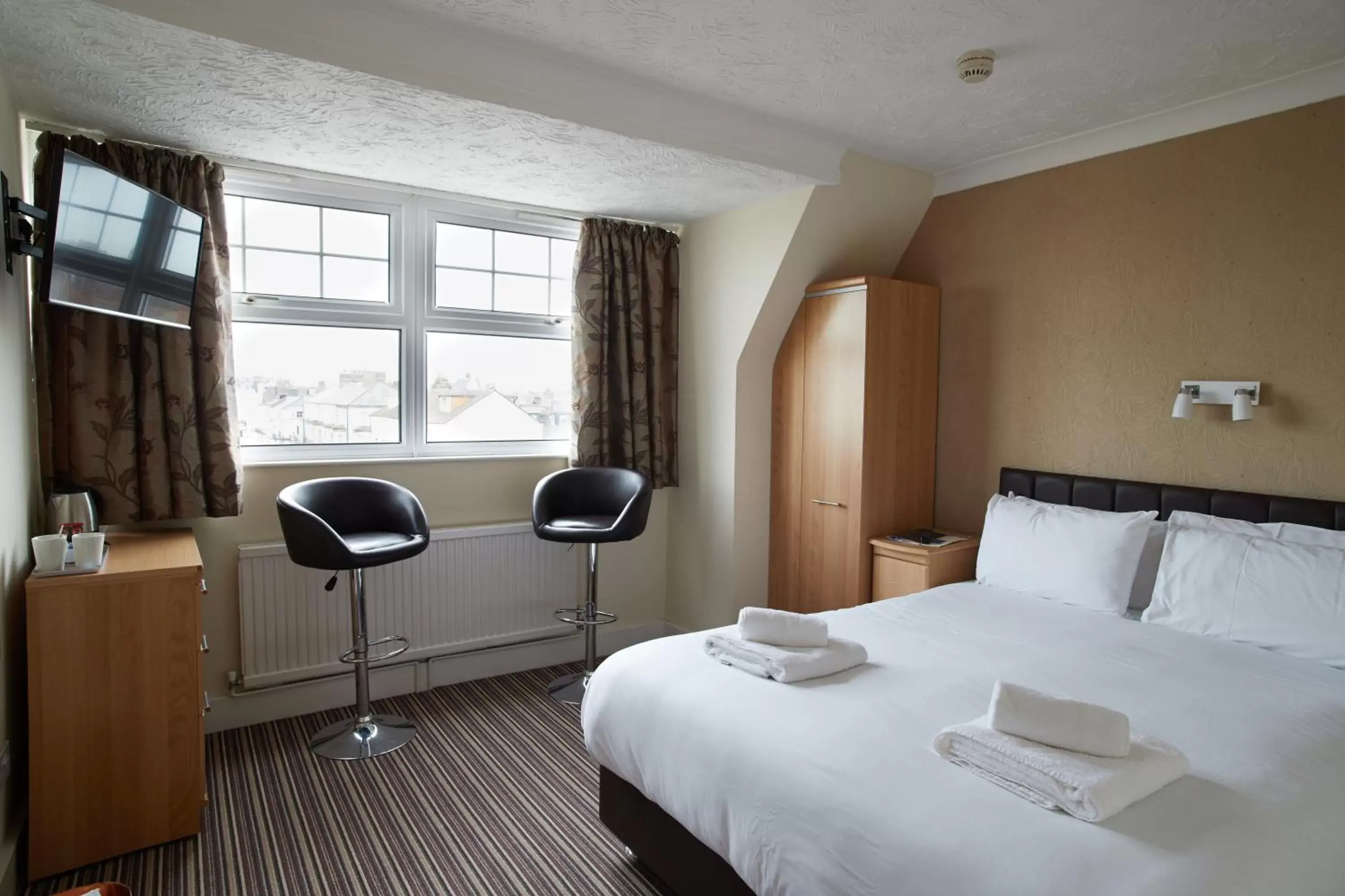 Double Room in Marine Lodge Double Room in Marine Lodge