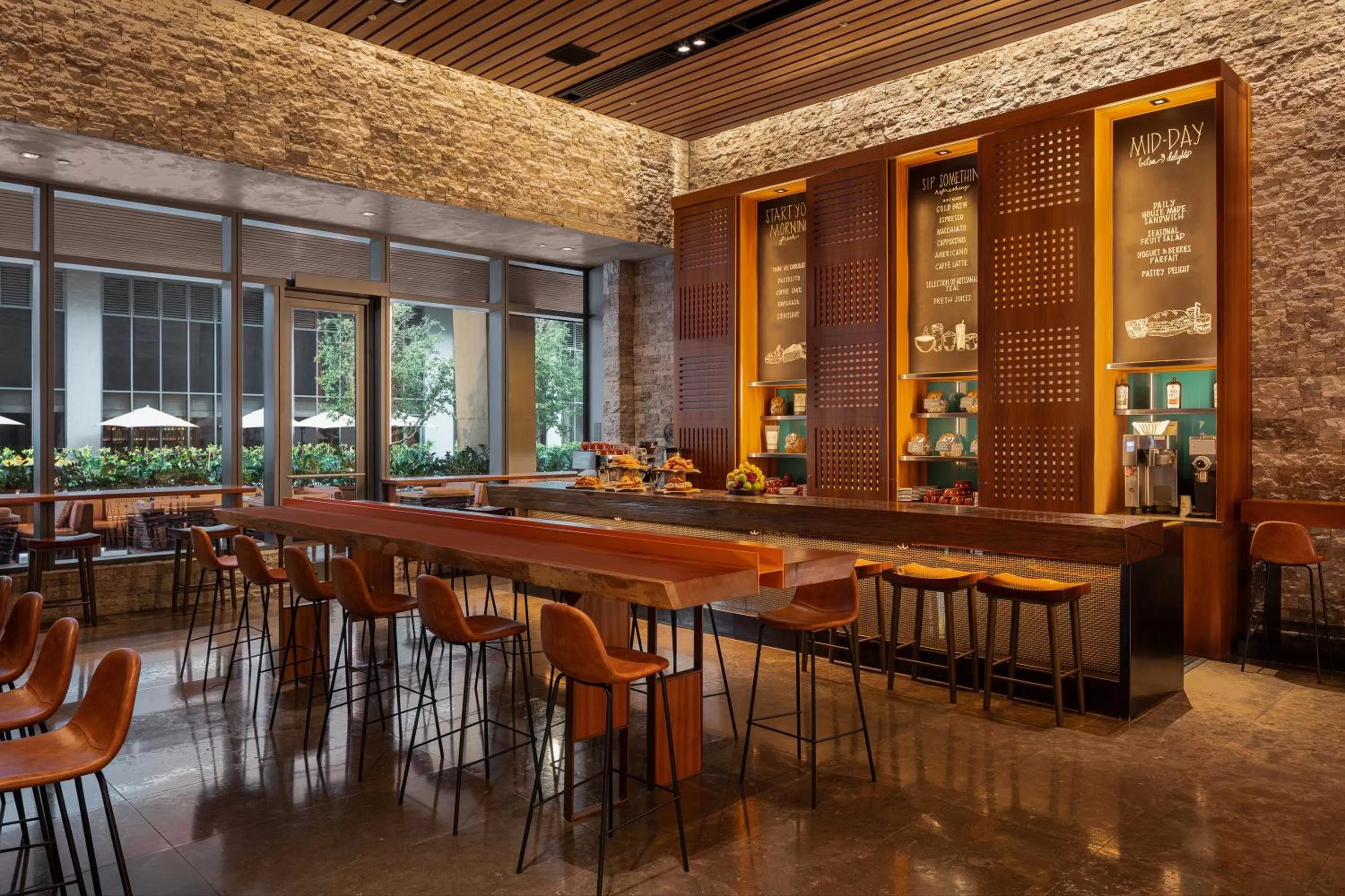 Restaurant/places to eat in EAST Miami