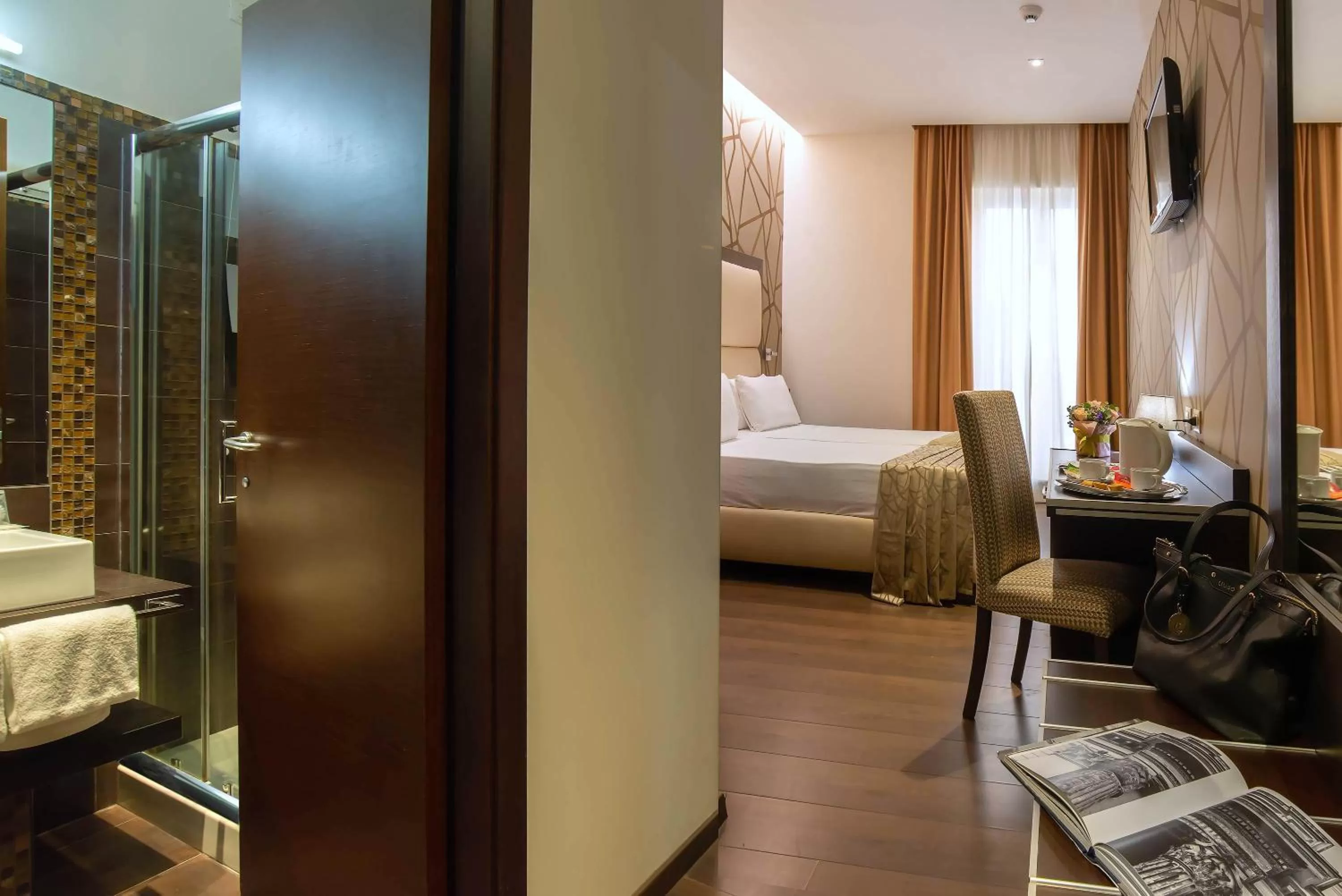 Photo of the whole room, Bed in Catone District Hotel