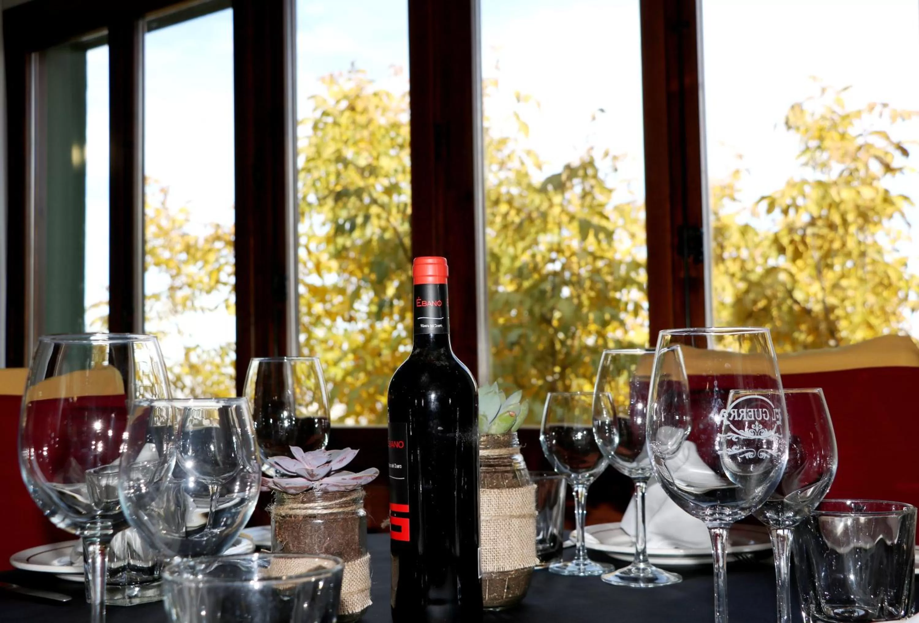 Restaurant/places to eat in Hotel El Guerra