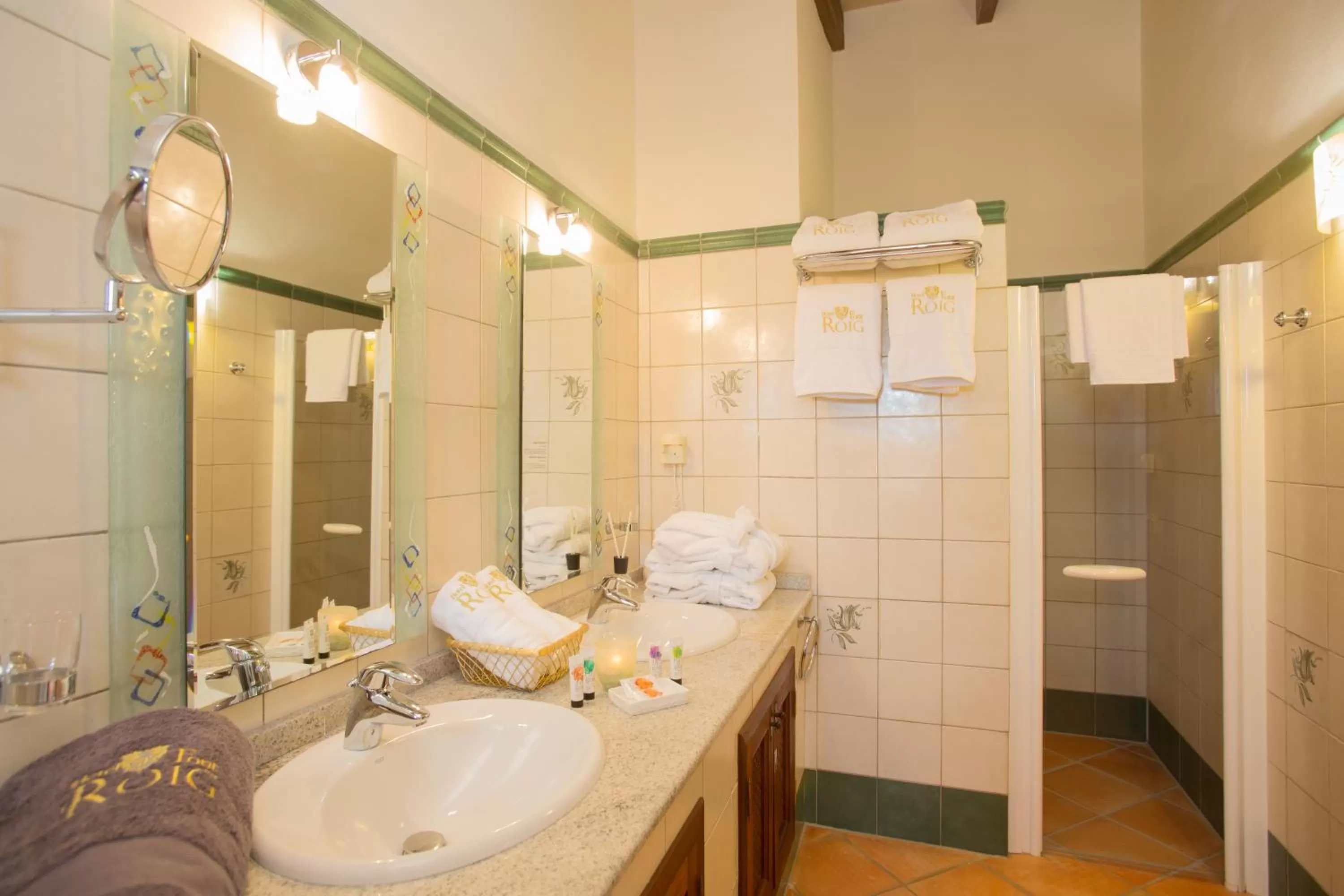 Bathroom in Casa Font i Roig