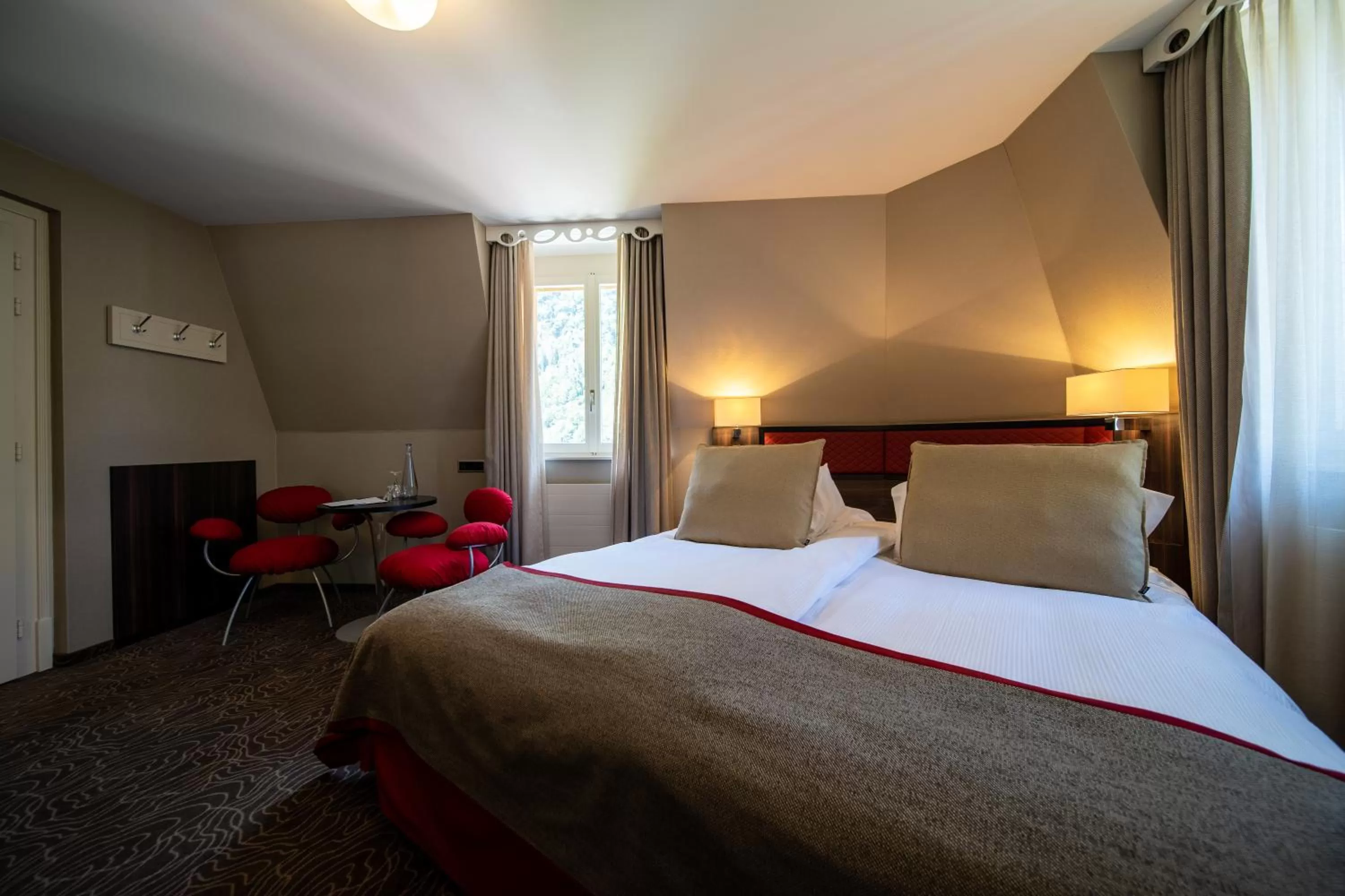 Bedroom, Bed in Royal St. Georges Hotel Interlaken - MGallery Collection