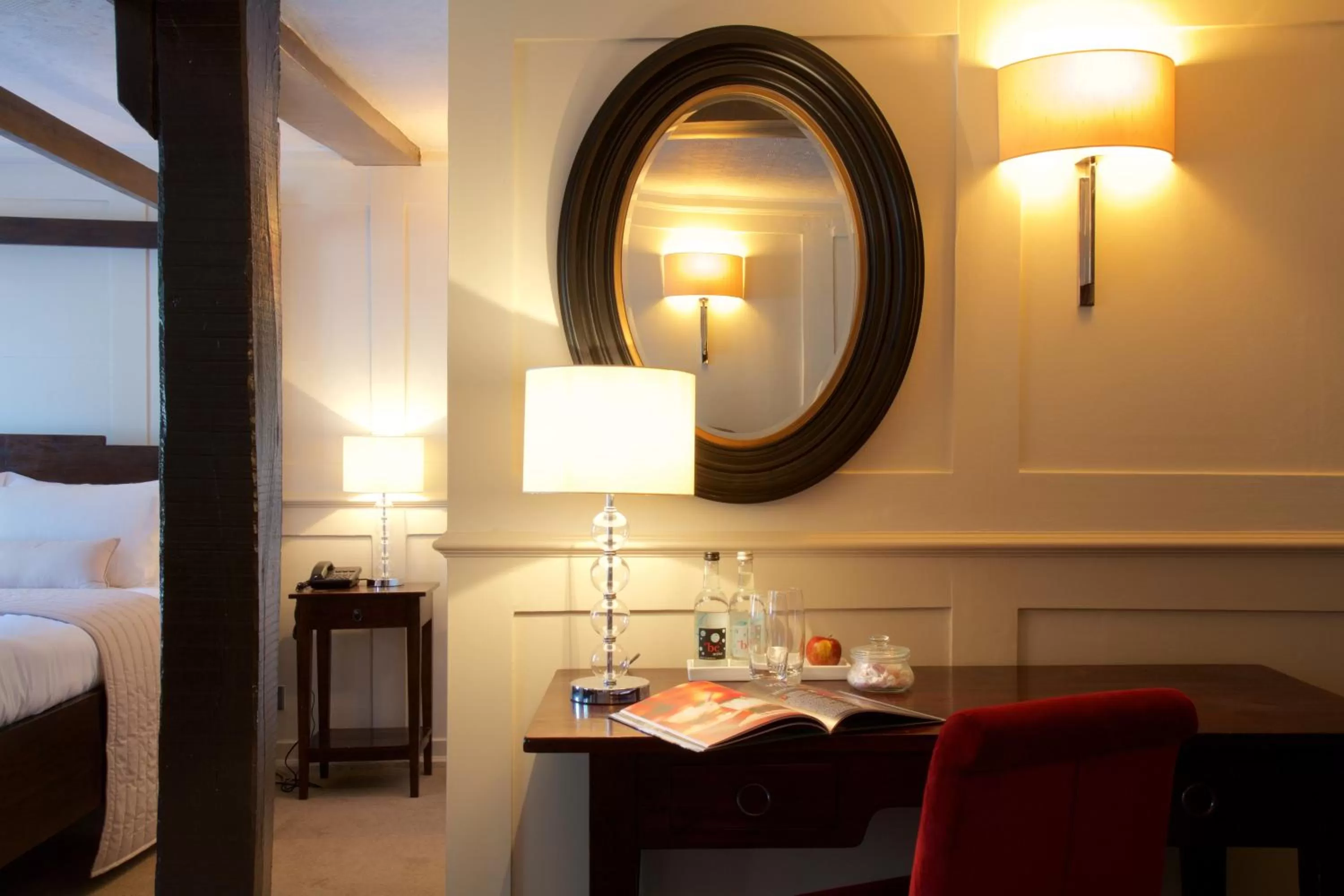 Decorative detail, Bed in The Talbot Inn