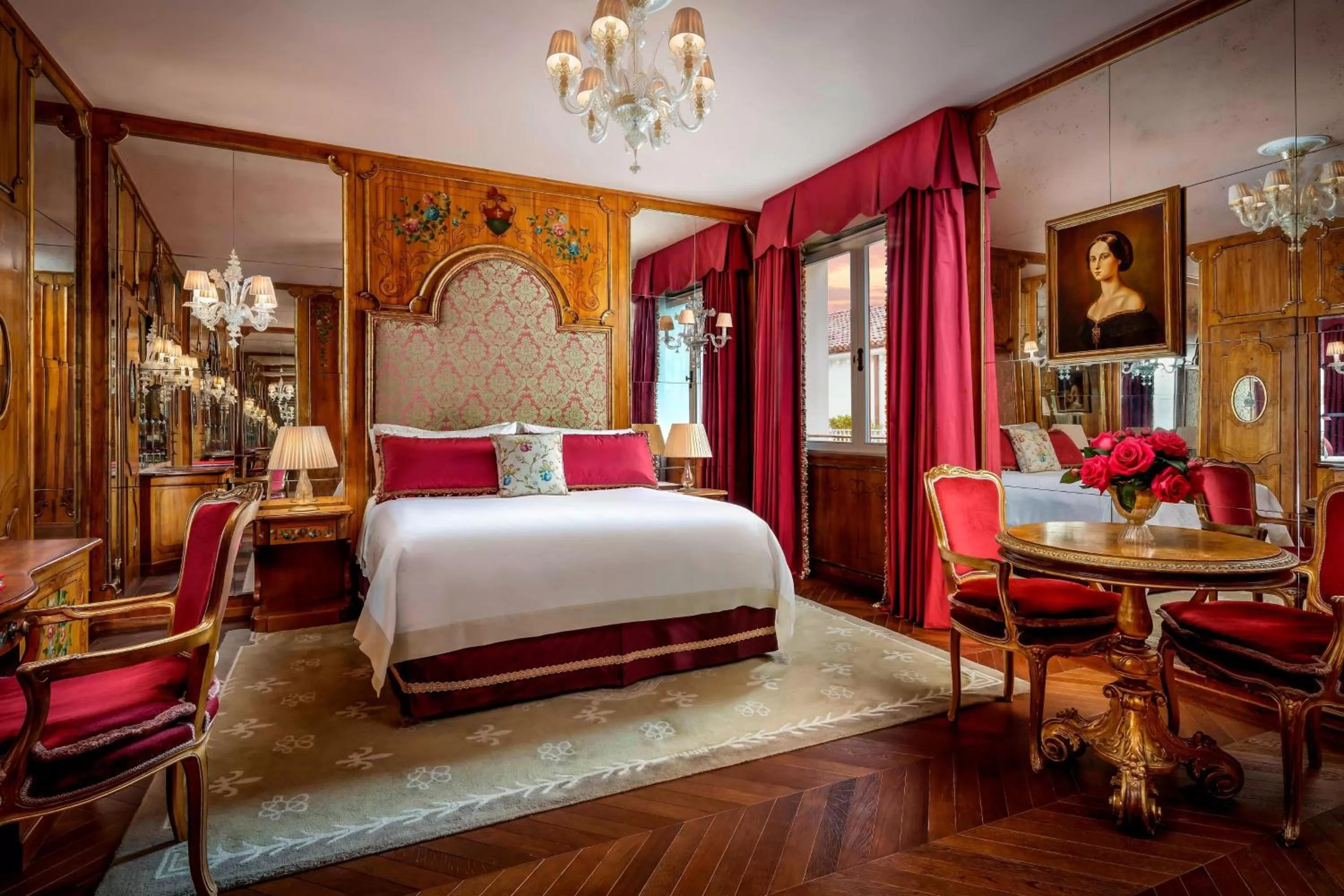 Photo of the whole room, Bed in The Gritti Palace, a Luxury Collection Hotel, Venice