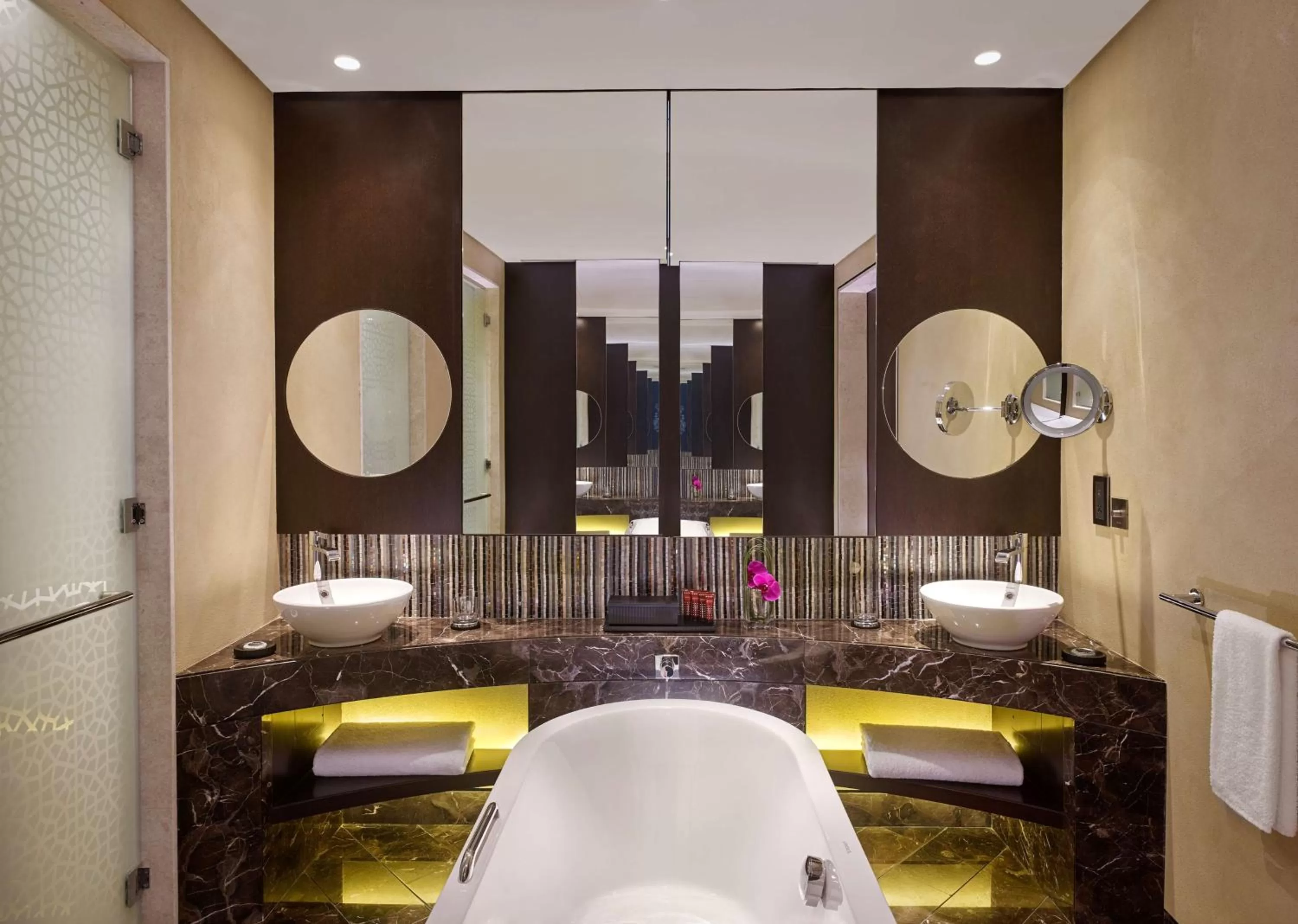 Bathroom in Grand Hyatt Abu Dhabi Hotel & Residences Emirates Pearl