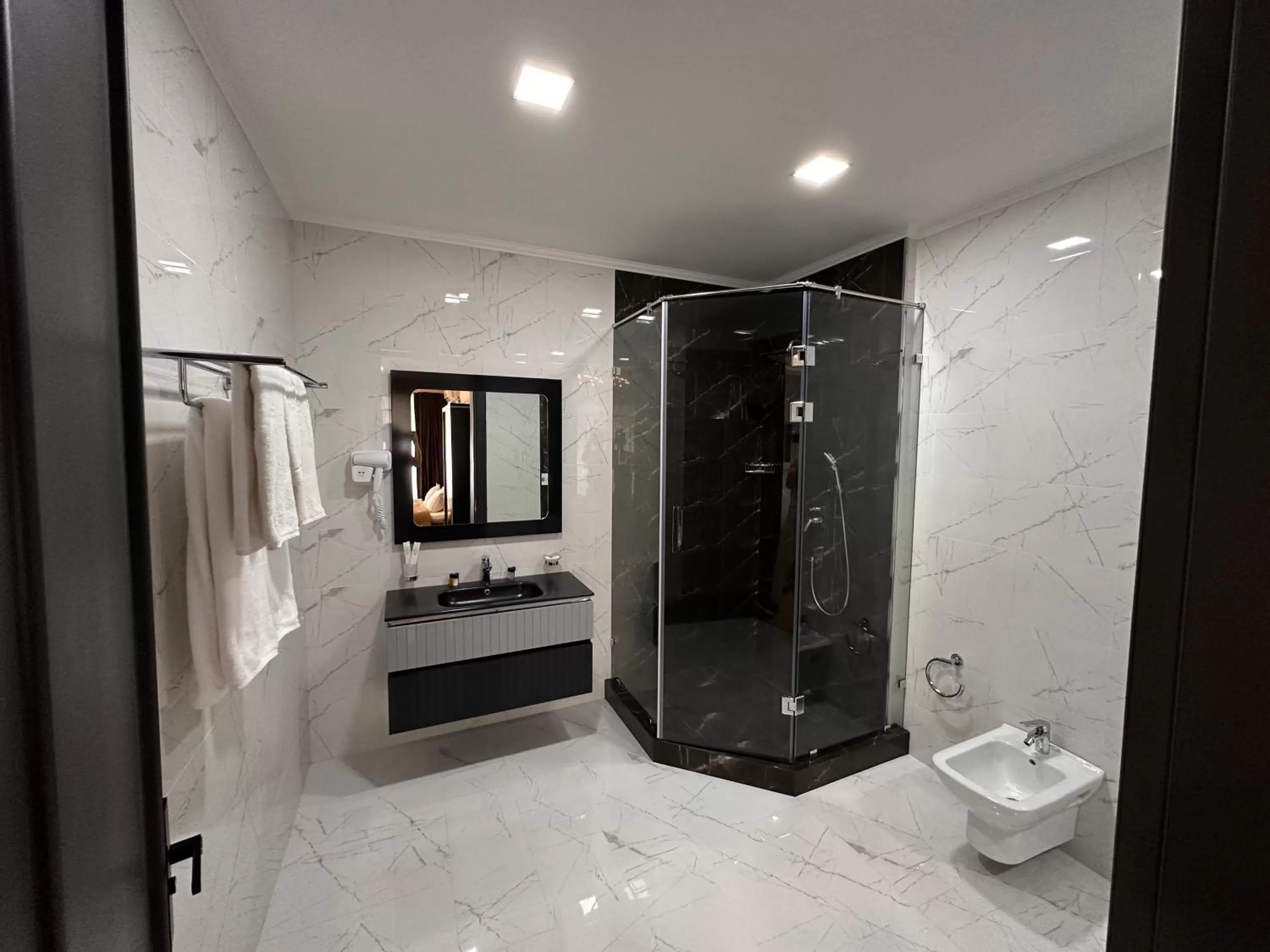 Bathroom in Astor Hotel