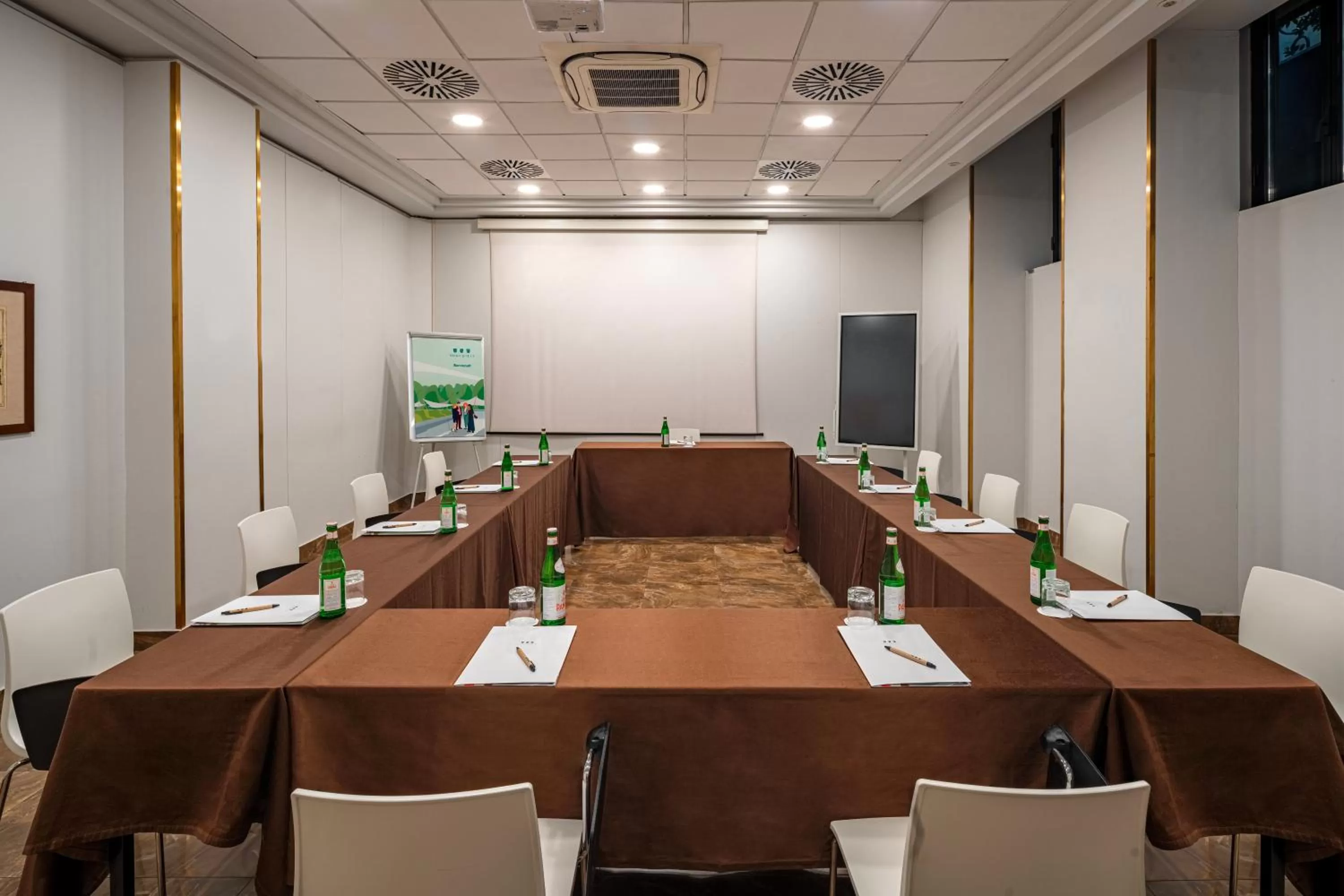 Meeting/conference room in UNA Hotels Galles Milano