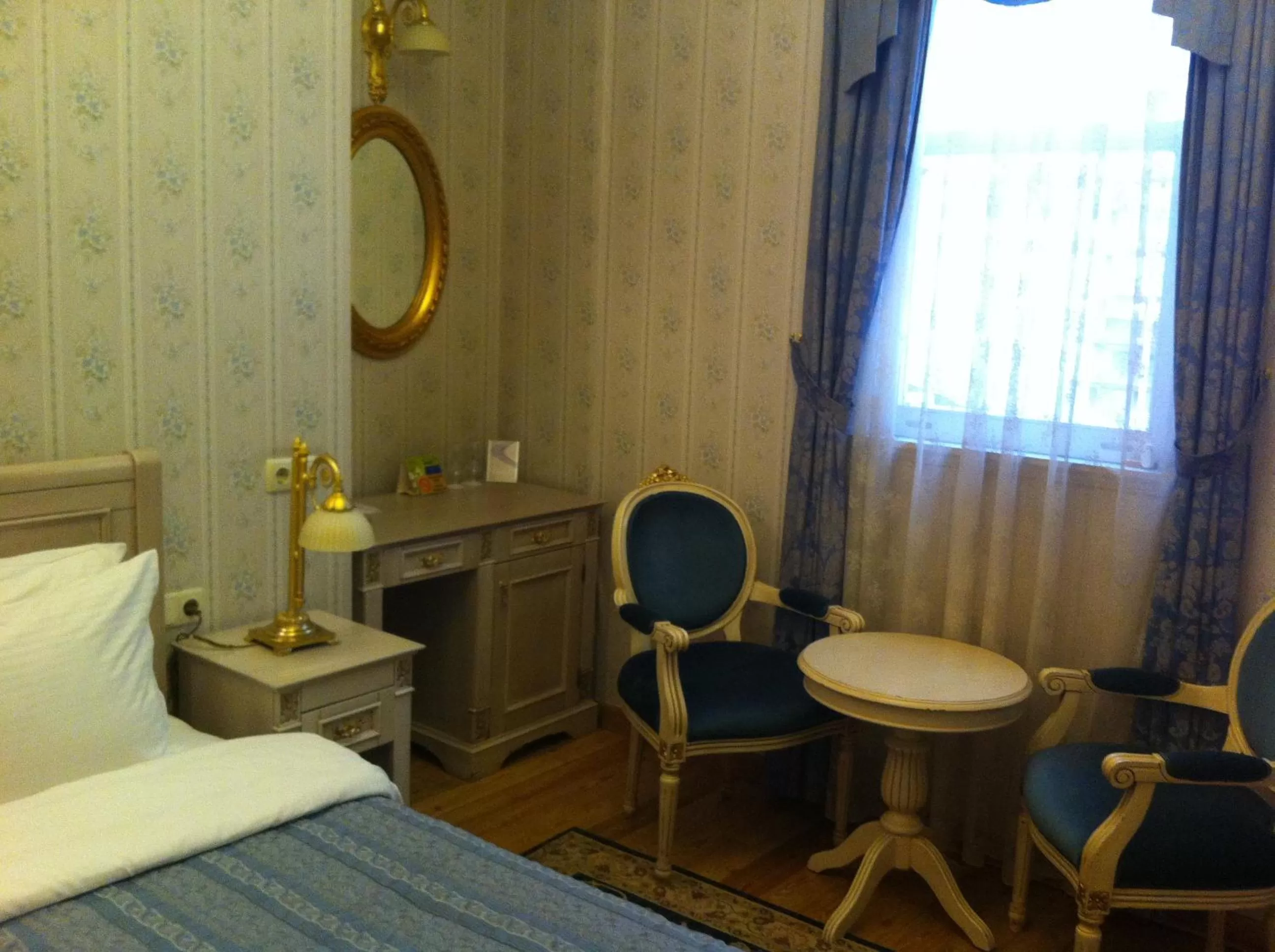 Day, Bed in Darussaade Hotel Old City - Sultanahmet