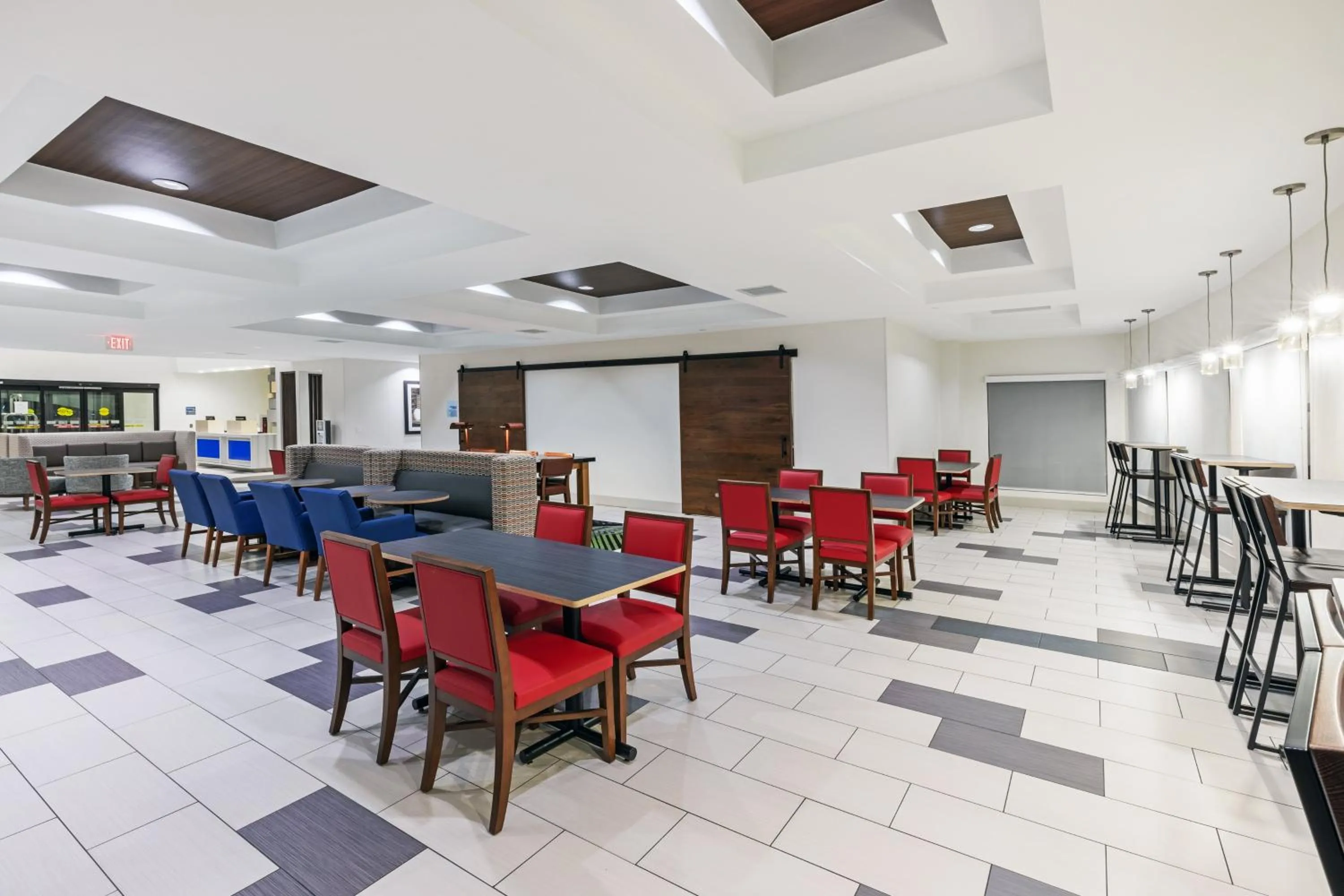 Breakfast in Holiday Inn Express & Suites Austin NW – Lakeway by IHG