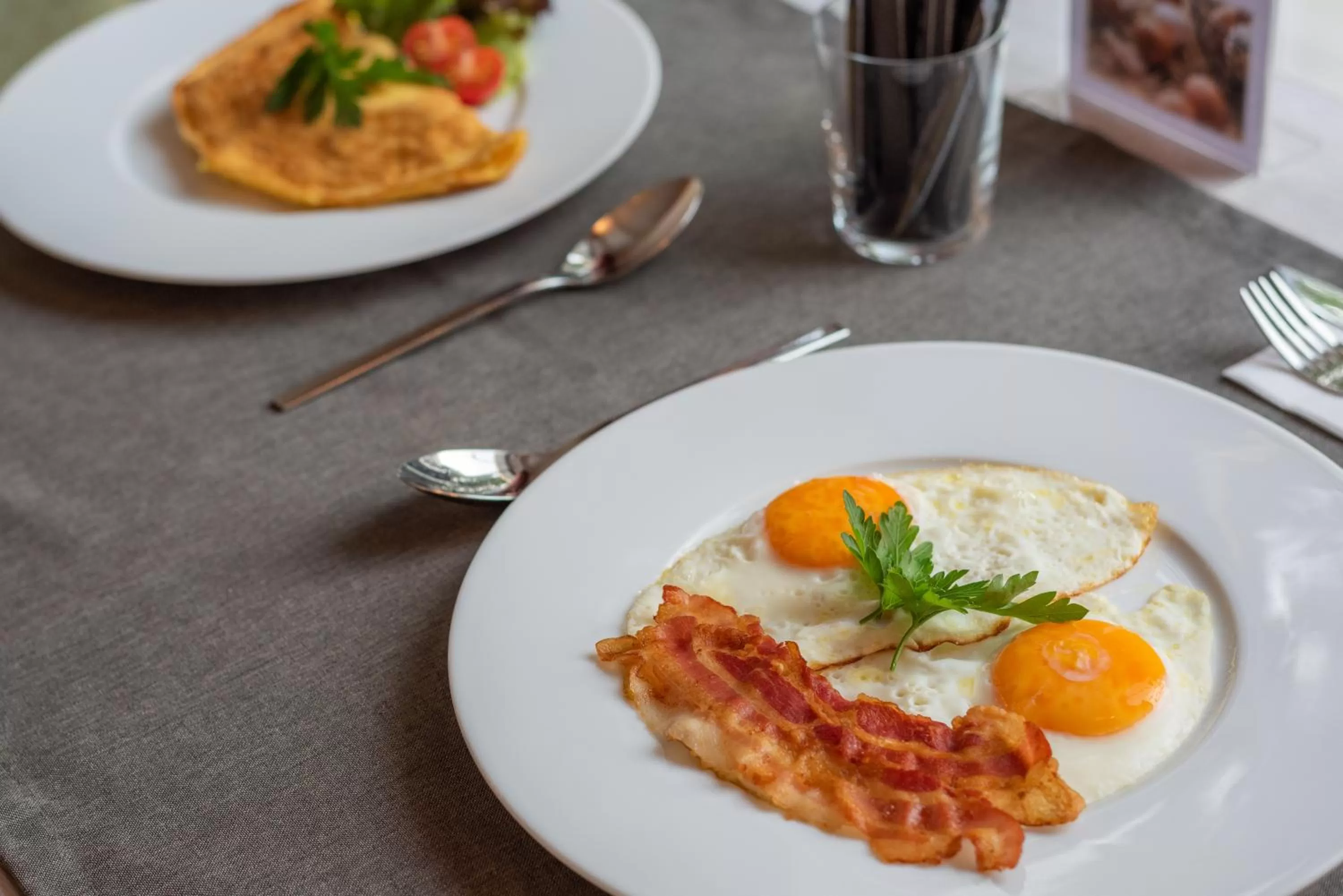 Breakfast in Robenstein Hotel & SPA - Villa