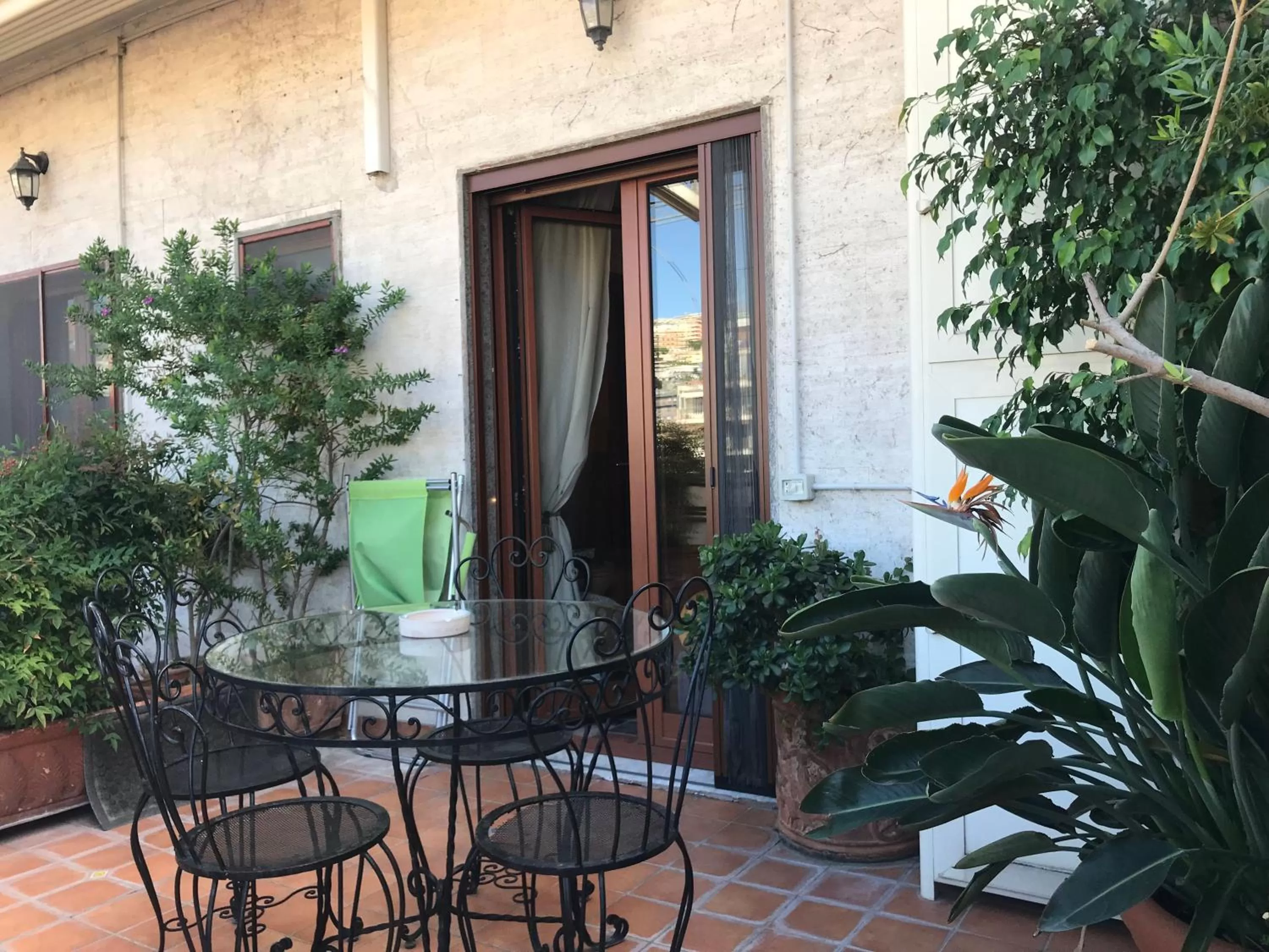 Patio in B&B Casamiranapoli