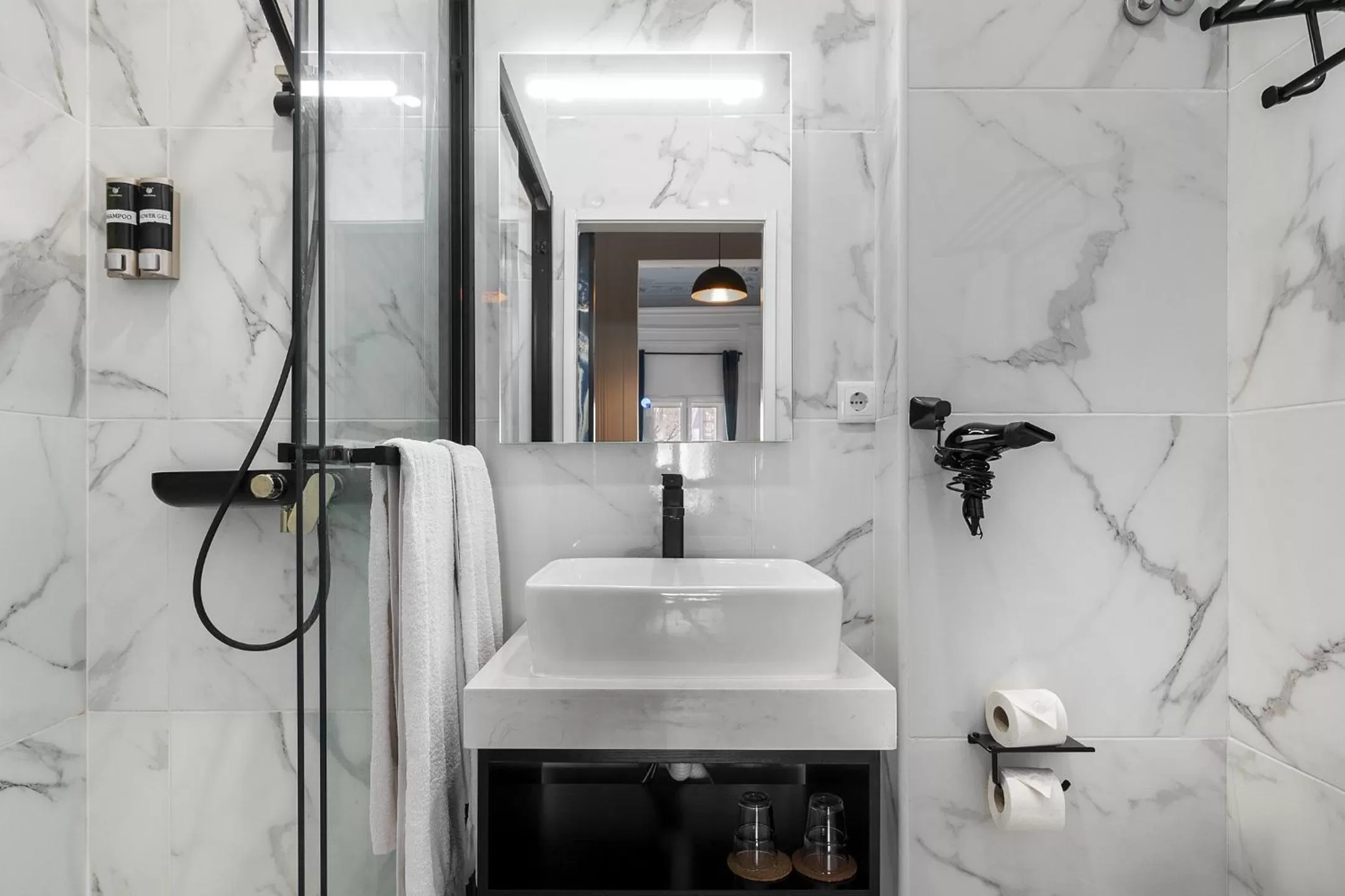 Bathroom in Lisbon 5 Hotel