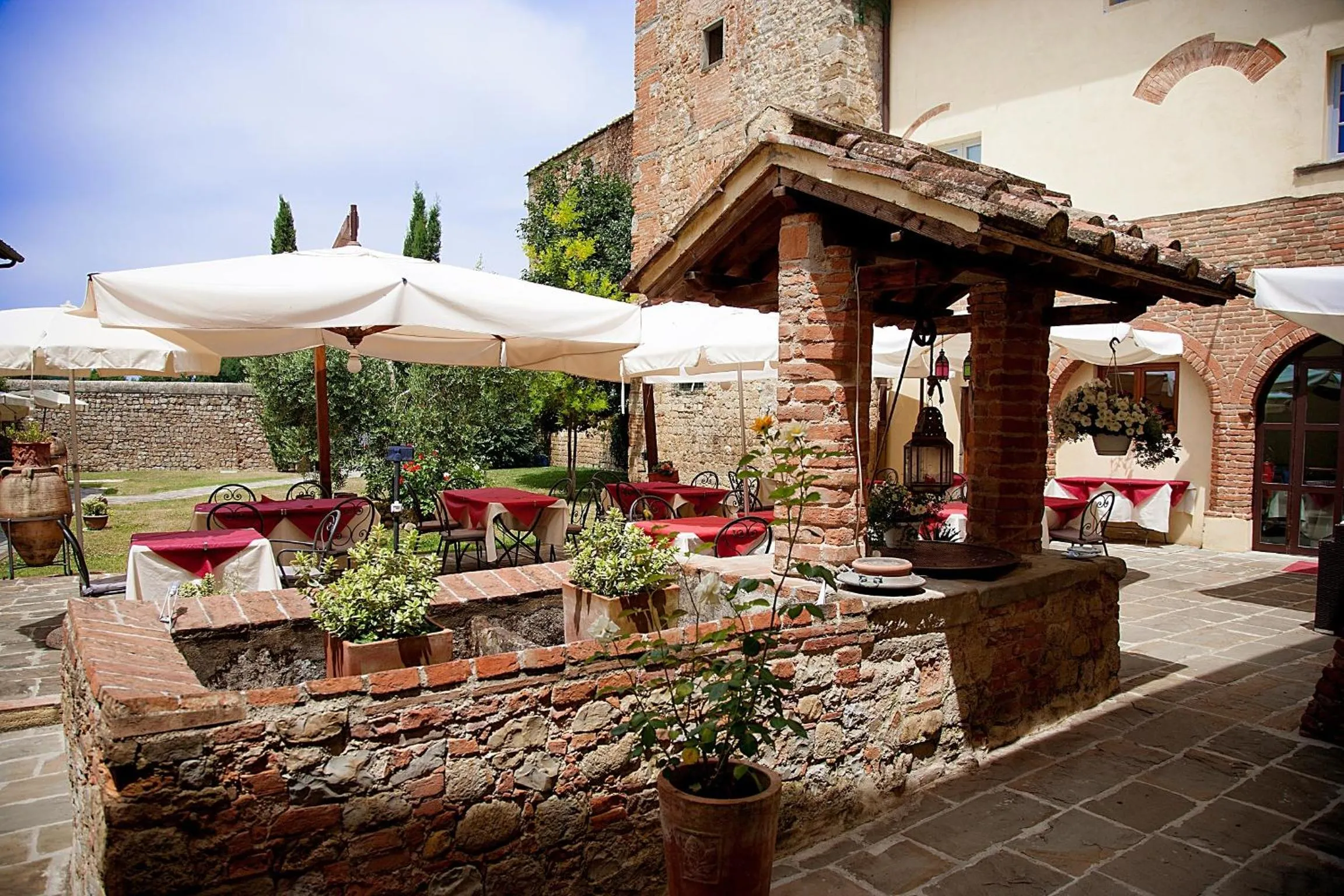 Property building in Borgo Sant'ippolito Country Hotel