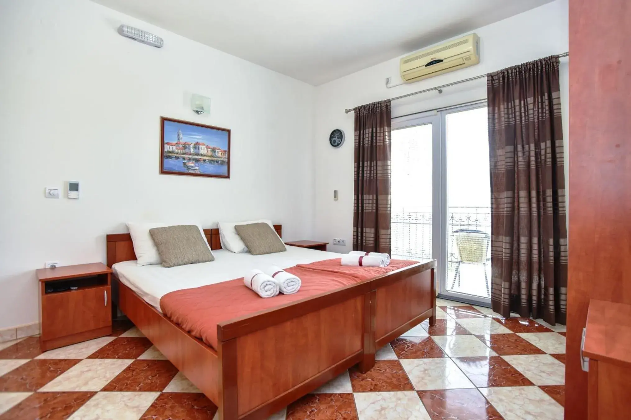 Studio Apartment with Sea View (2 Adults) - single occupancy in D&D Apartments Studio Apartment with Sea View (2 Adults) - single occupancy in D&D Apartments