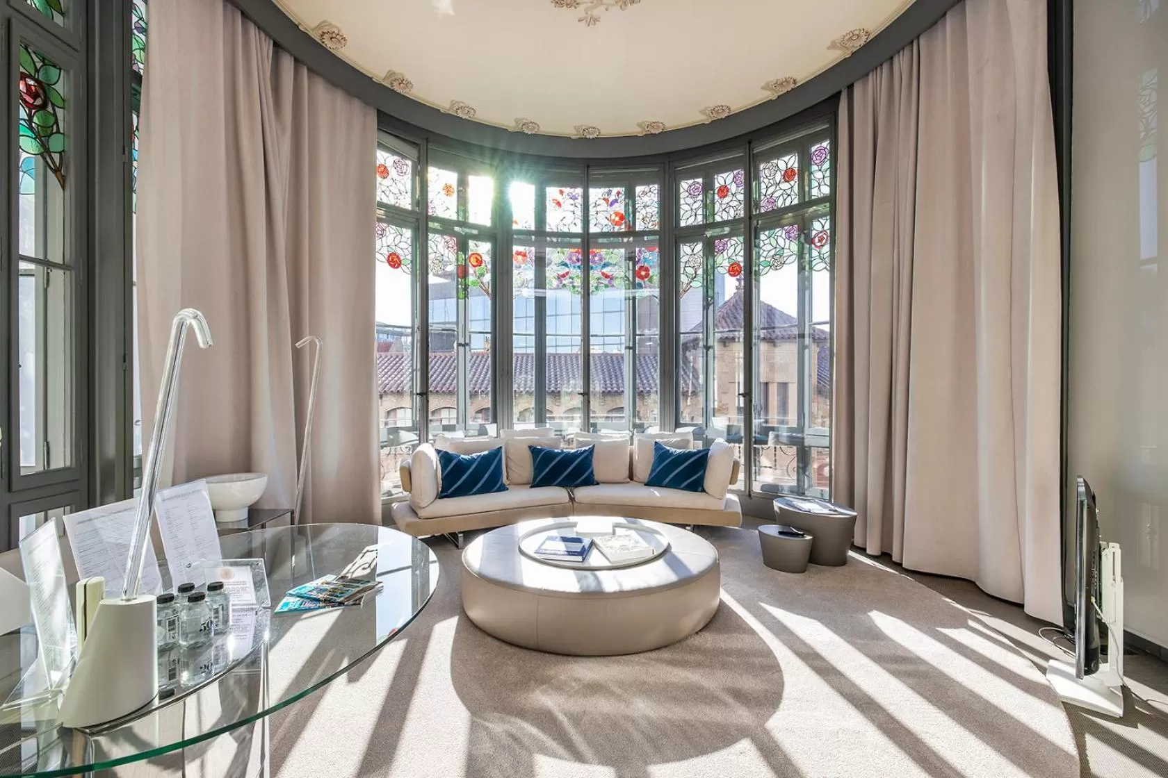 El Palauet Modernist Suites Barcelona