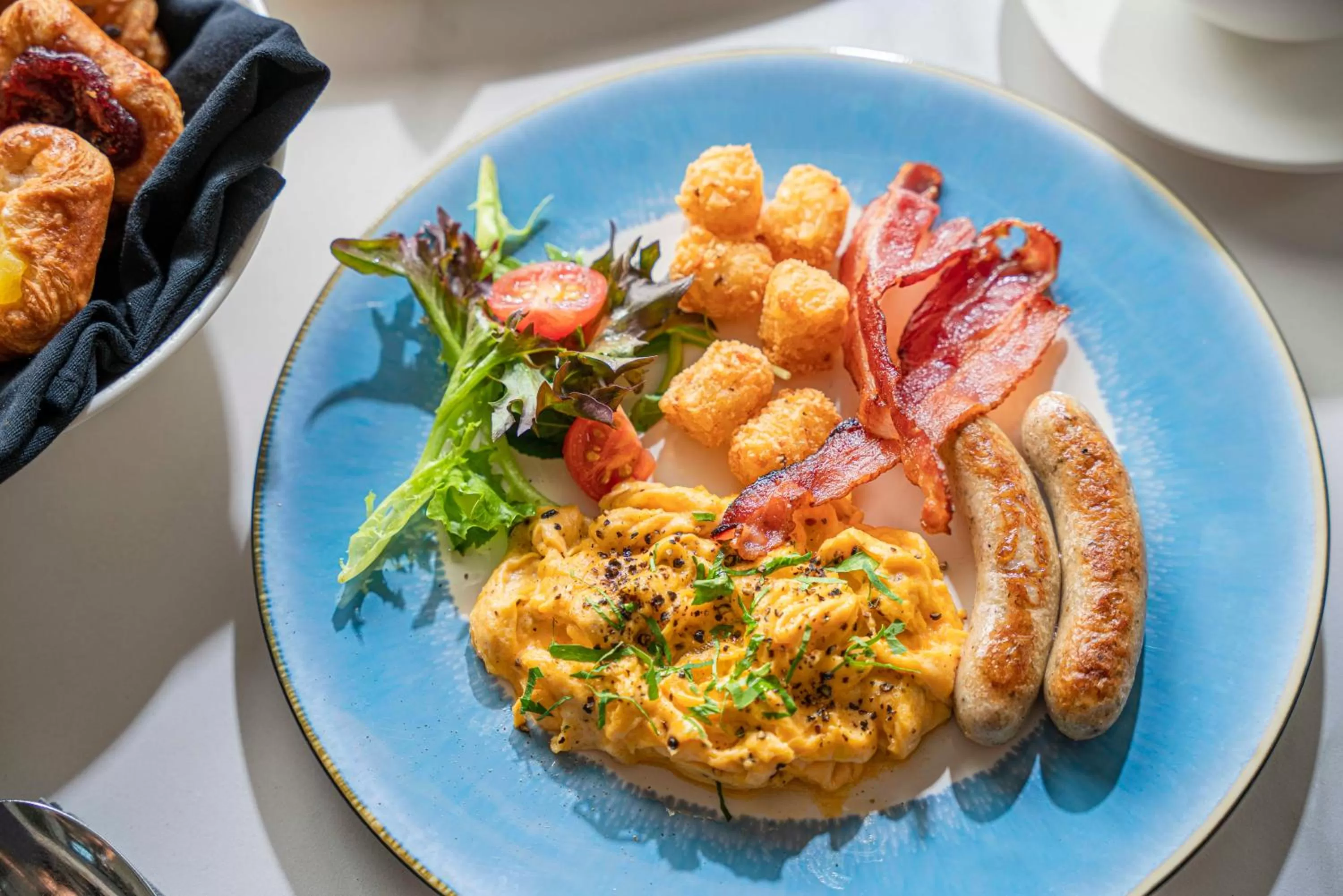 Breakfast in Orchard Rendezvous Hotel by Far East Hospitality