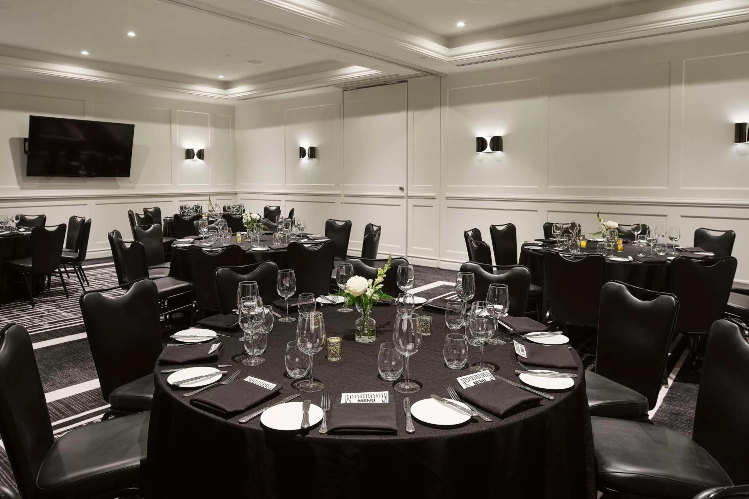 Meeting/conference room in Vogue Hotel Montreal Downtown, Curio Collection by Hilton