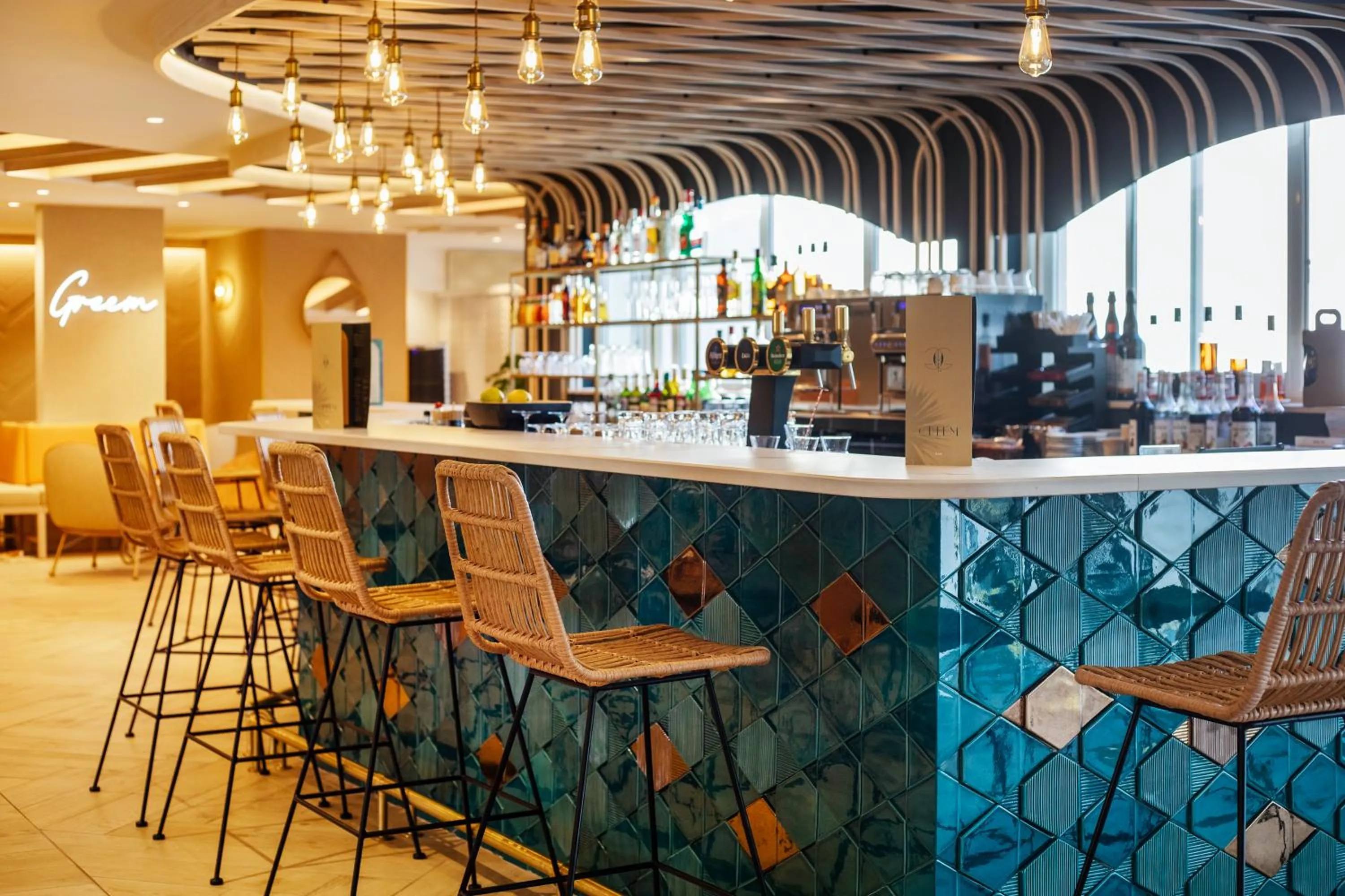 Lounge or bar in Novotel Montpellier