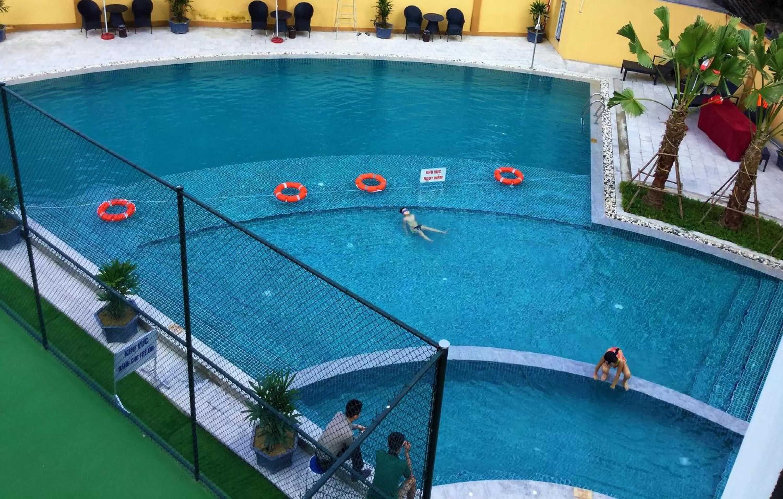 Swimming pool in Muong Thanh Grand Tuyen Quang Hotel