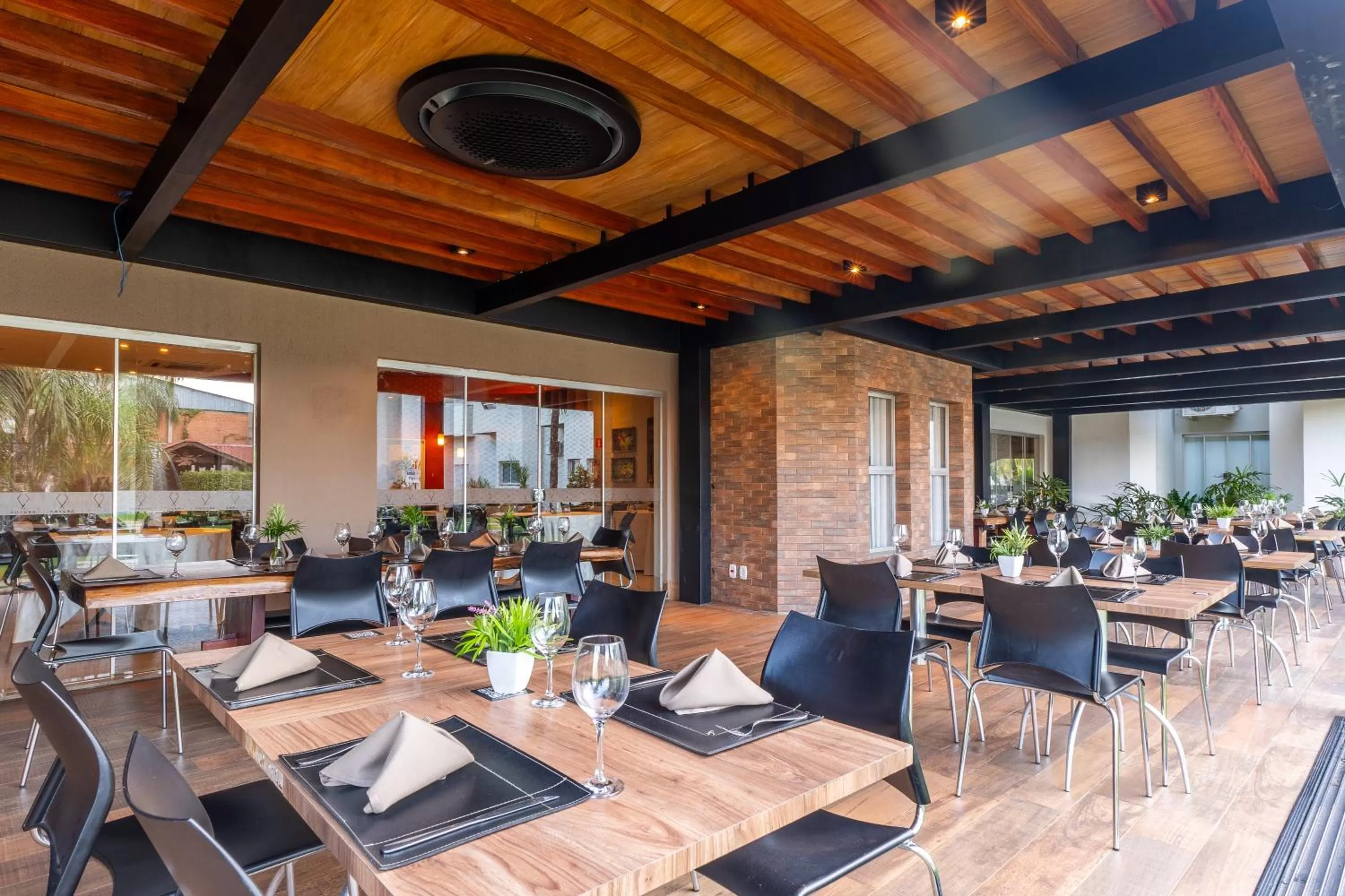 Restaurant/places to eat in Ucayali Hotel