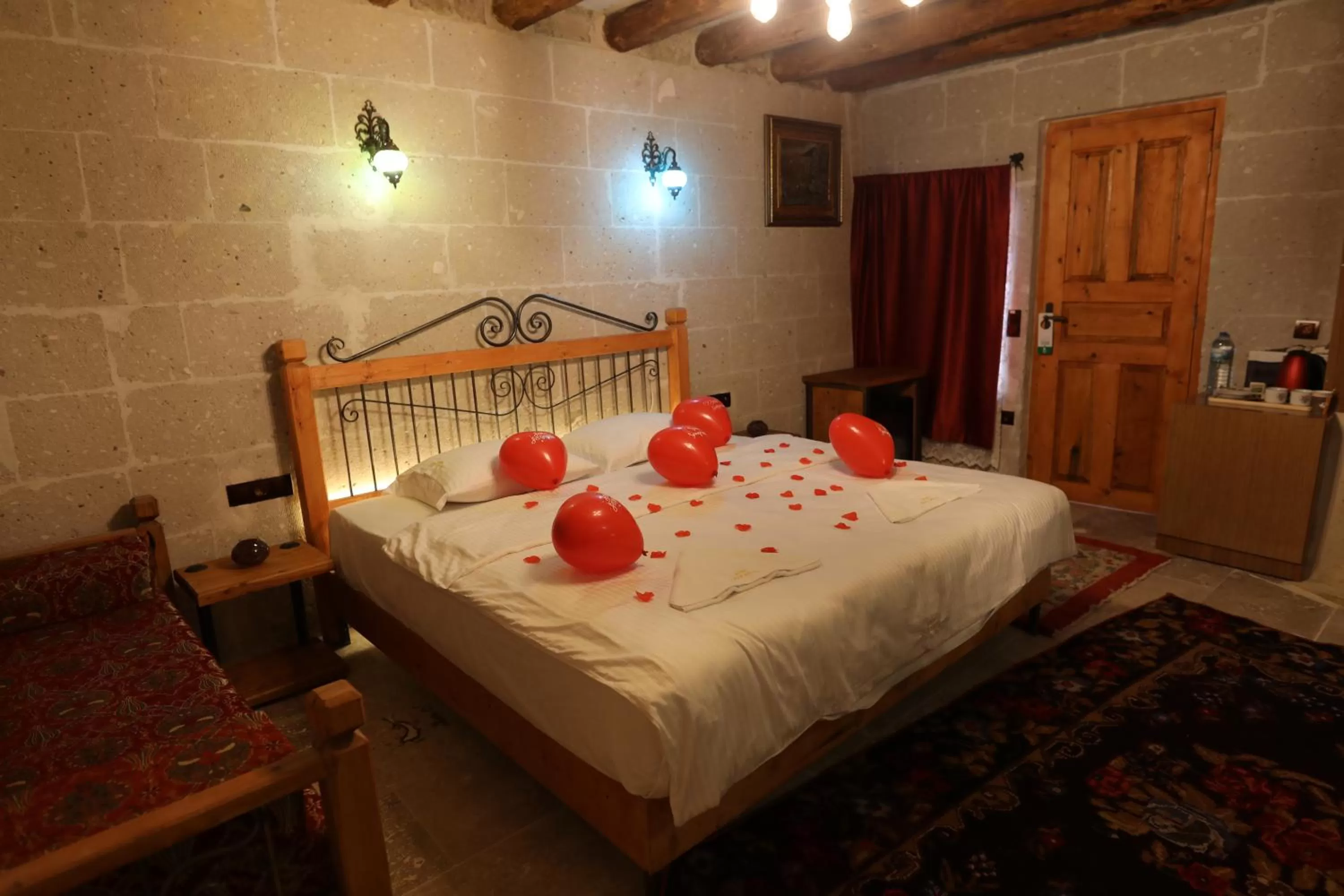 Bed in Atax Cave Hotel