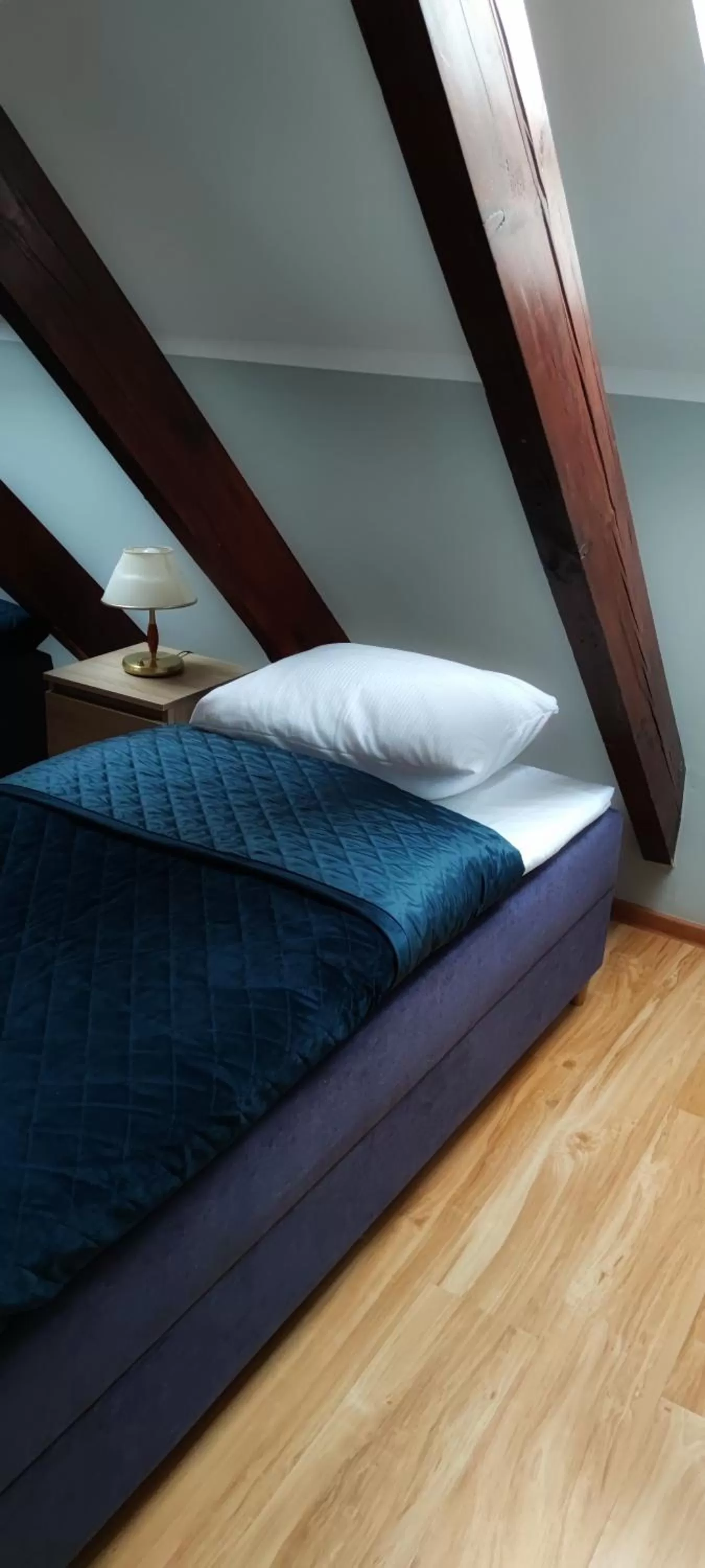 Photo of the whole room, Bed in Ośrodek Konferencyjno-Wypoczynkowy "Krucze Skały" w Karpaczu