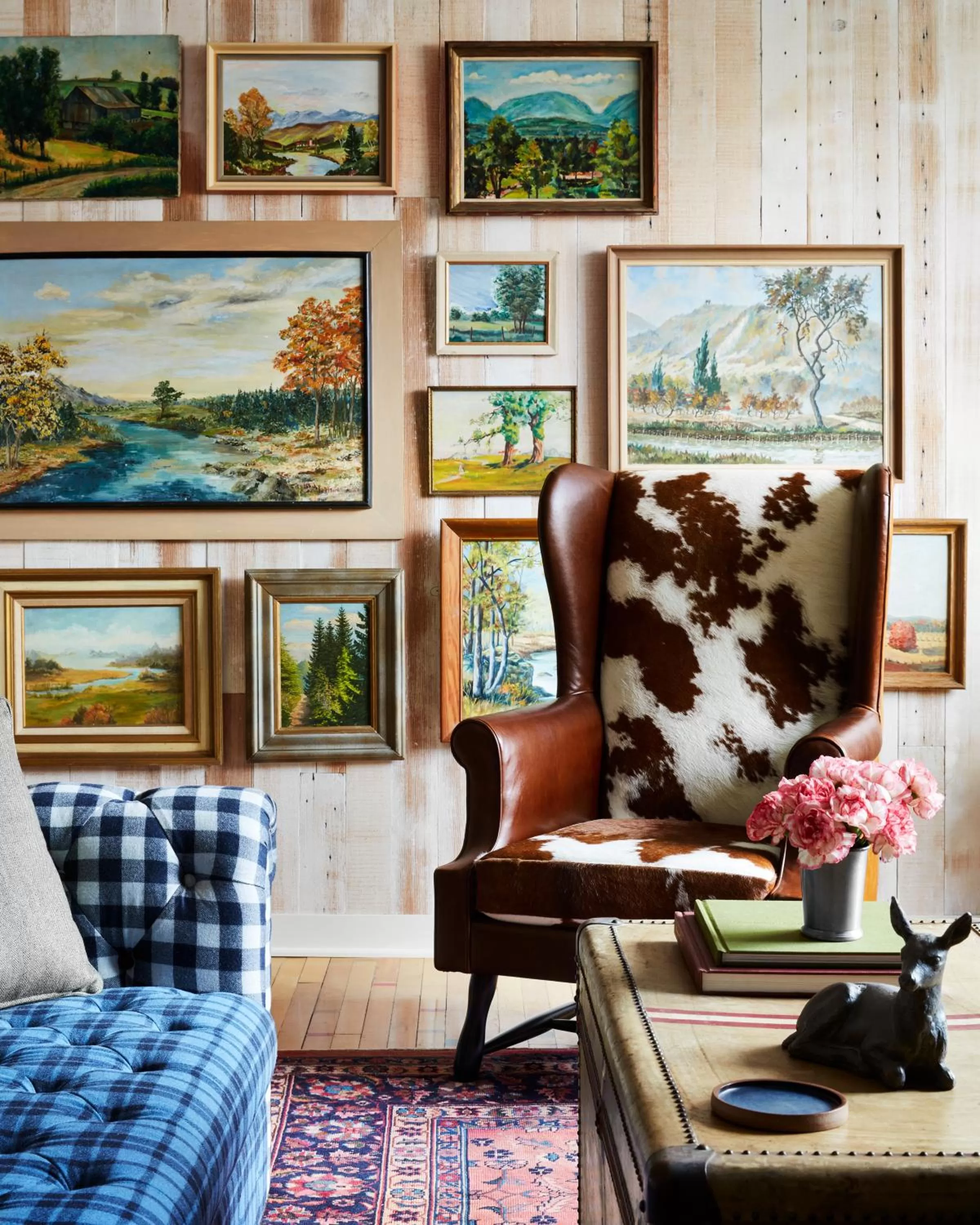 Living room in Graduate by Hilton Storrs