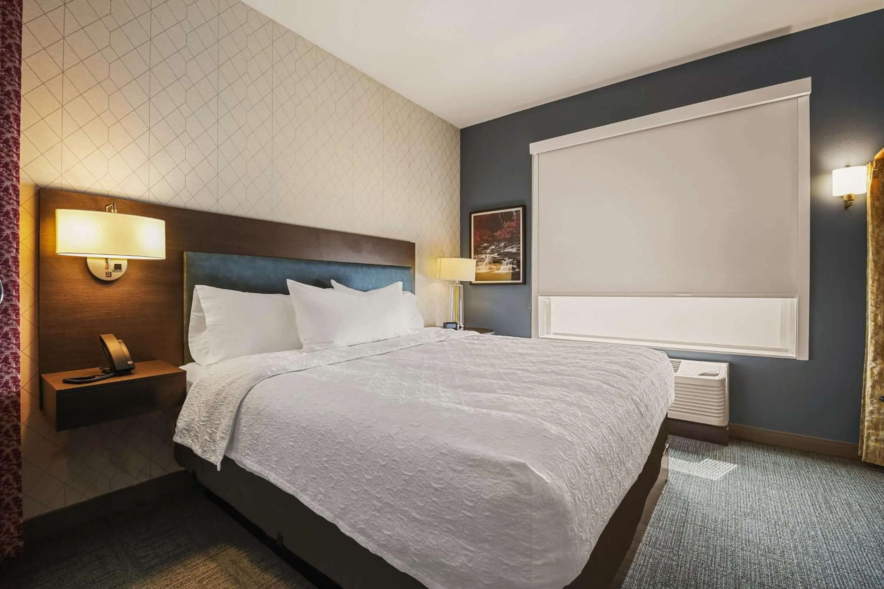 Bed in Home2 Suites By Hilton Cookeville