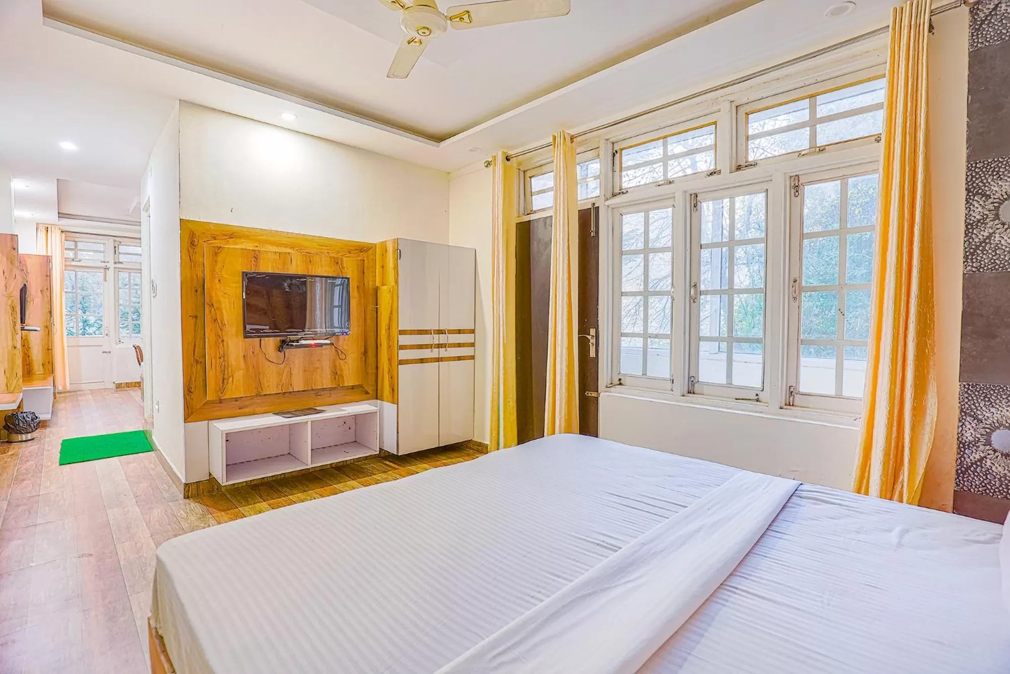 Photo of the whole room, Bed in FabHotel Green Origins