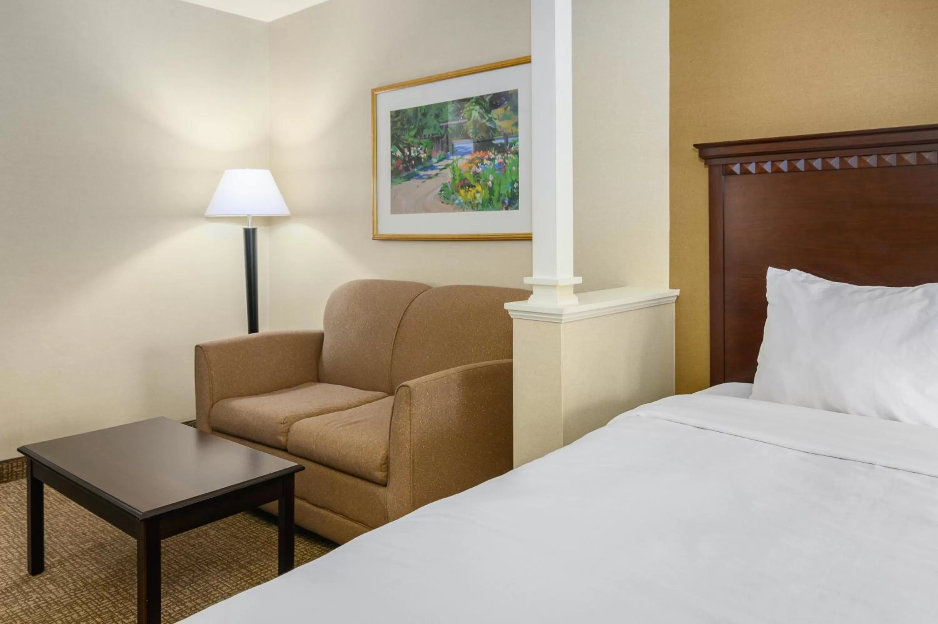 King Suite - Non-Smoking in SpringHill Suites by Marriott Freeport Brunswick