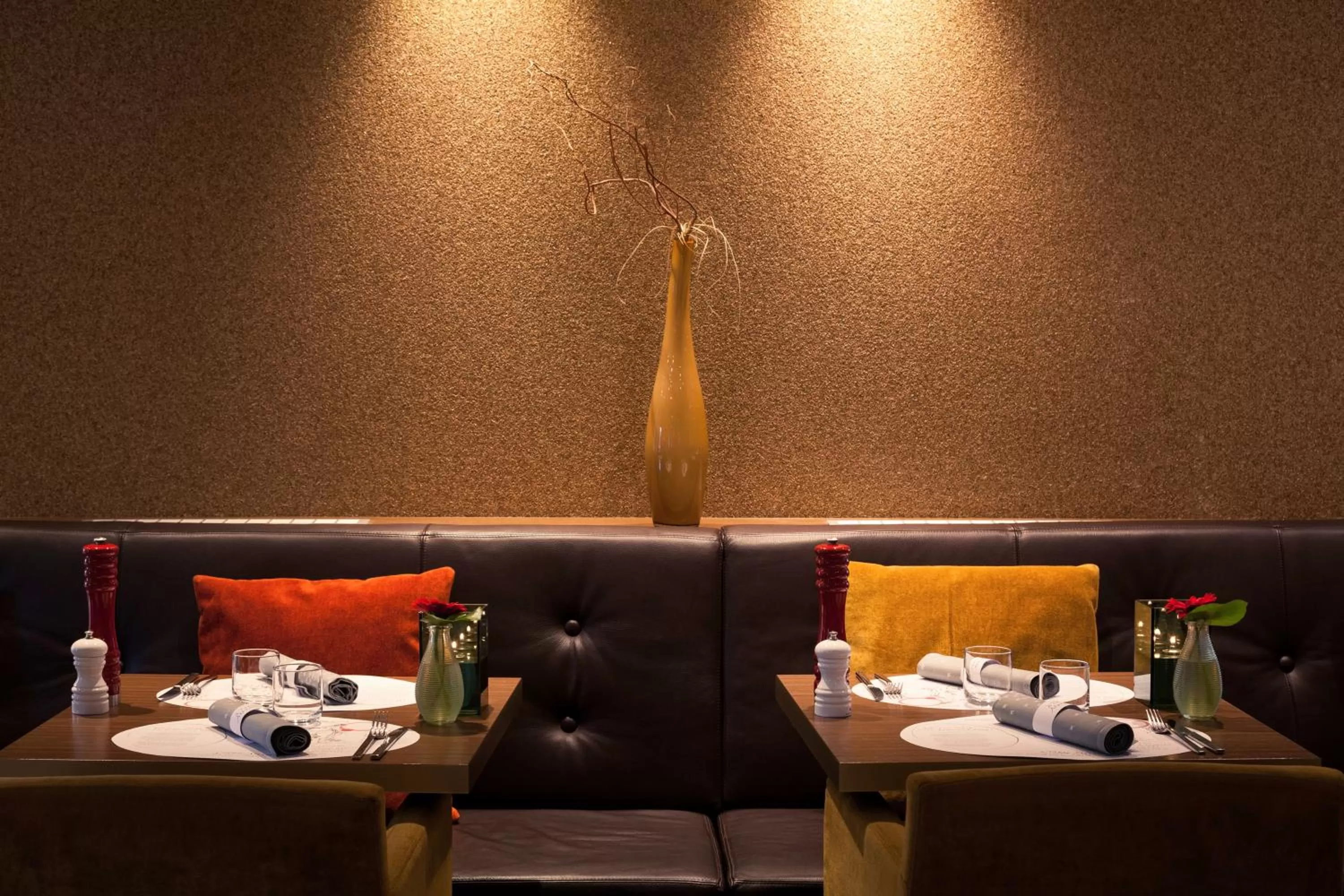 Restaurant/places to eat in Mercure Hotel Groningen Martiniplaza