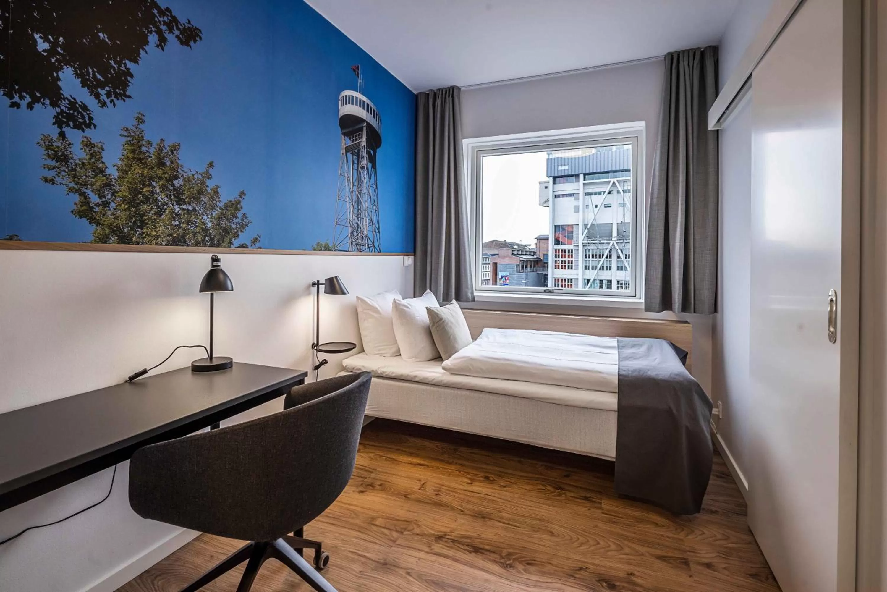 Bedroom, Bed in KOMPAS Hotel Aalborg