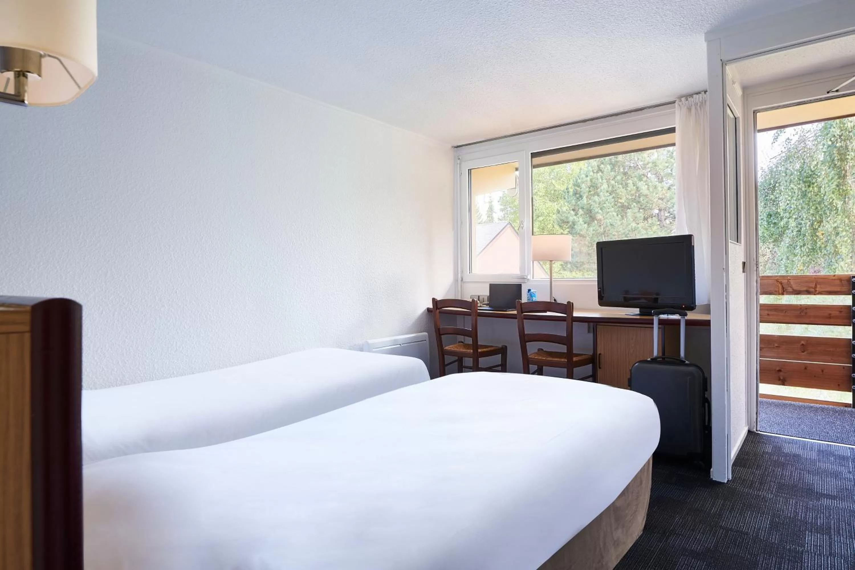 Garden view in Kyriad Direct Evreux