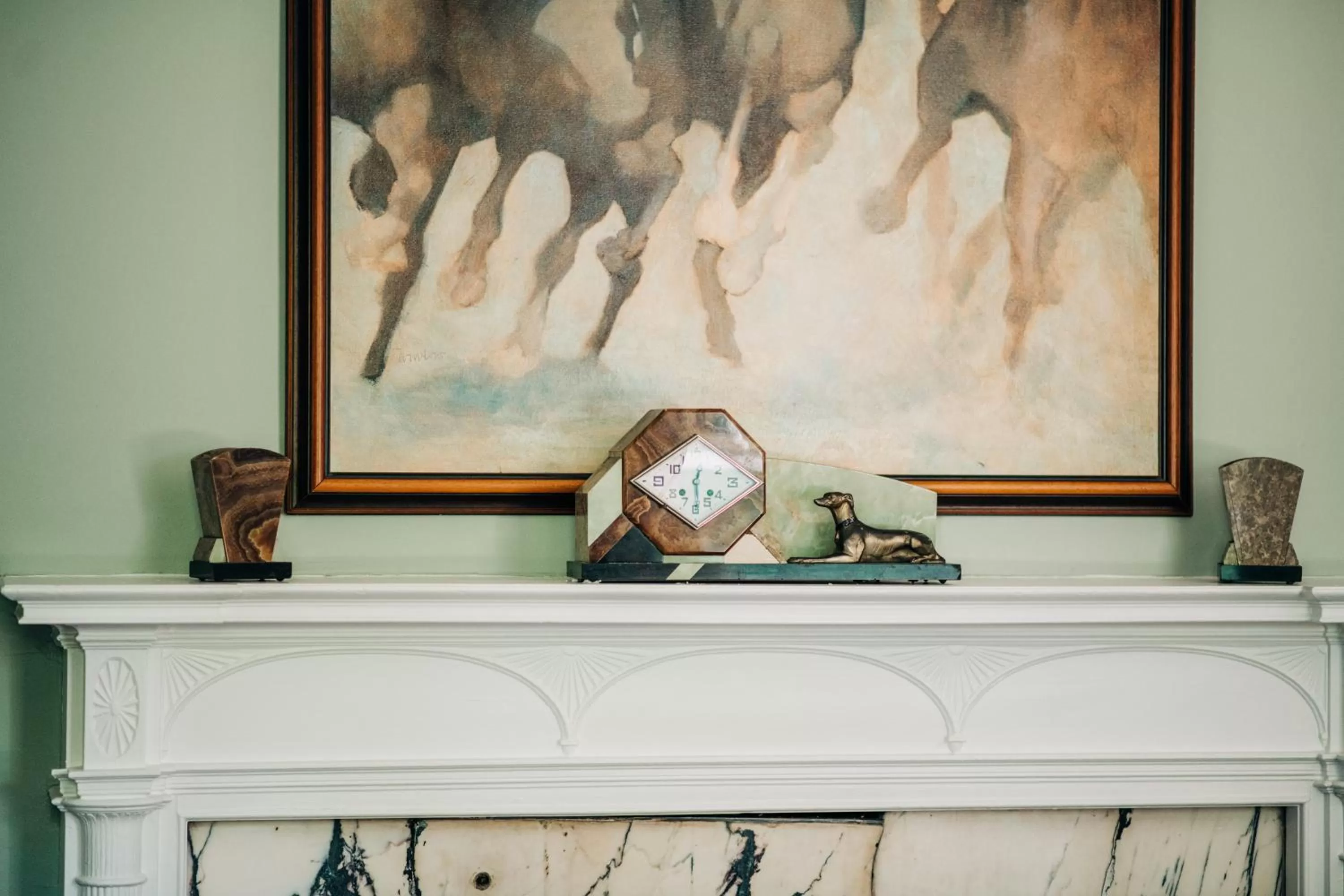 Decorative detail in Benn Conger Inn