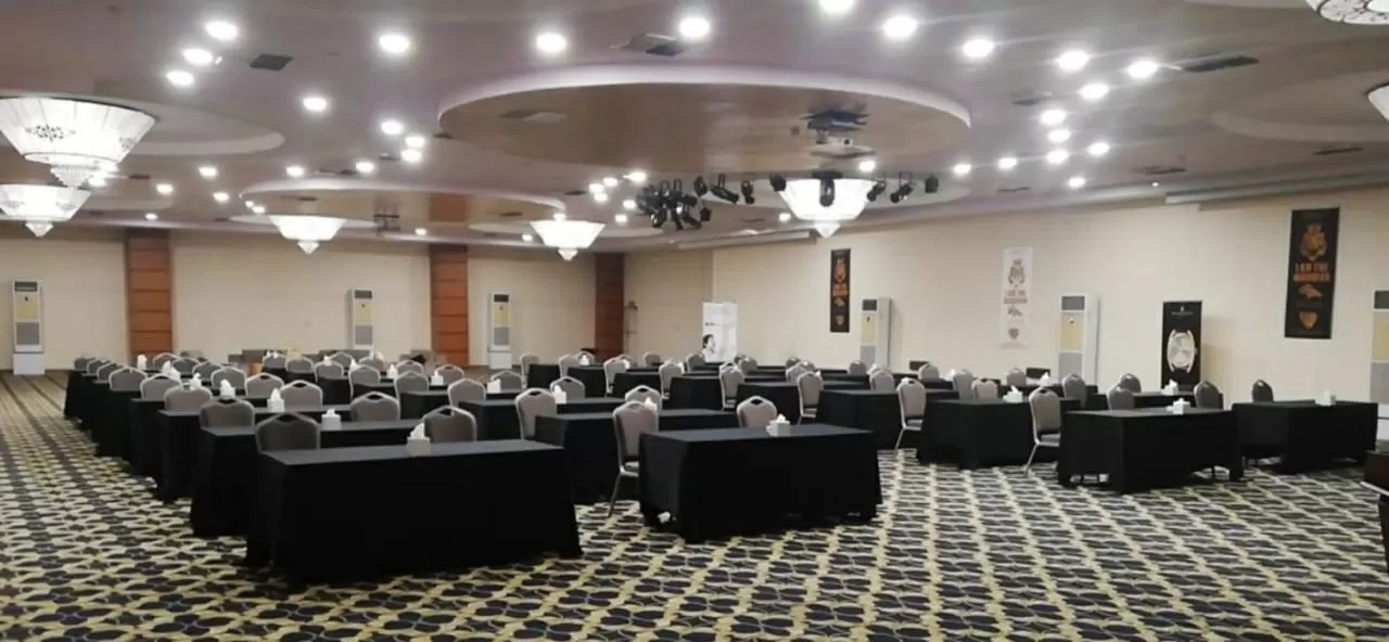 Meeting/conference room in Dedeman Erbil Hotel City Center