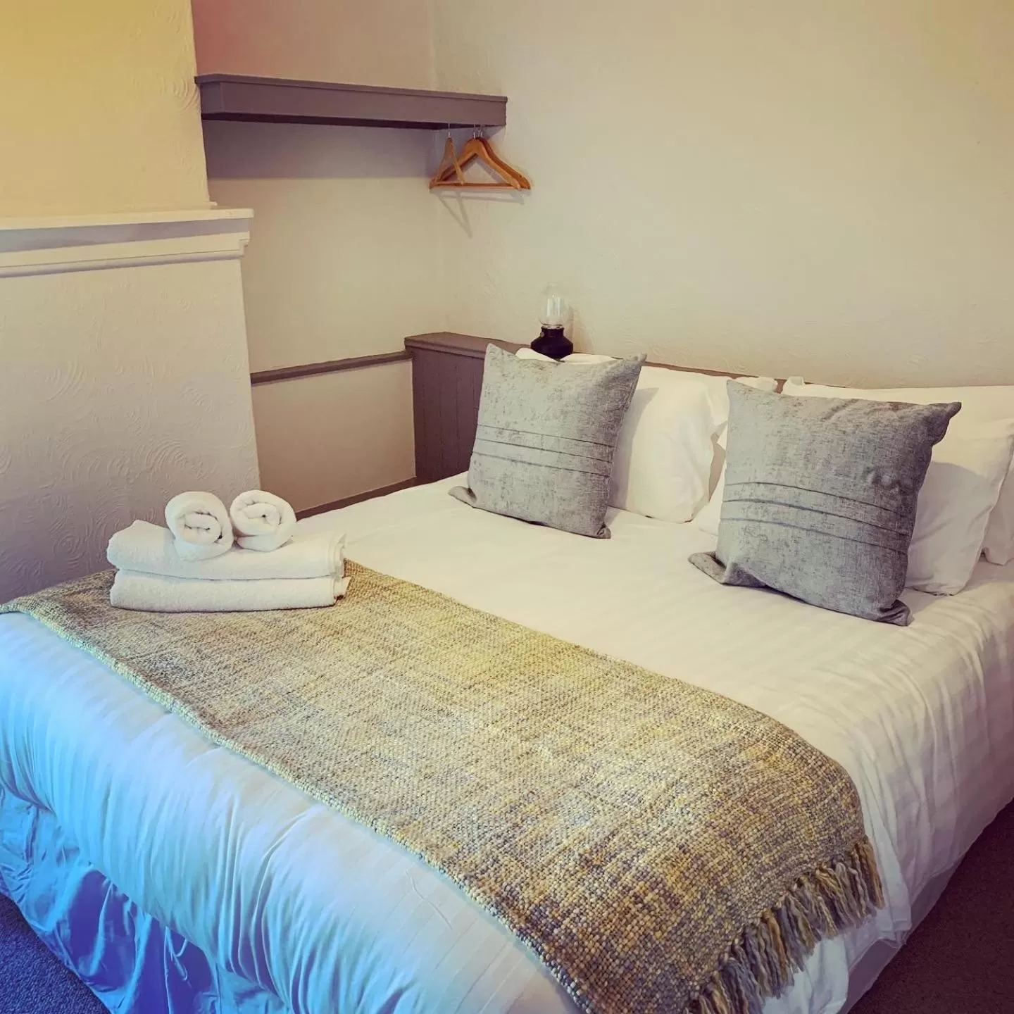 Bed in Black Bull Inn