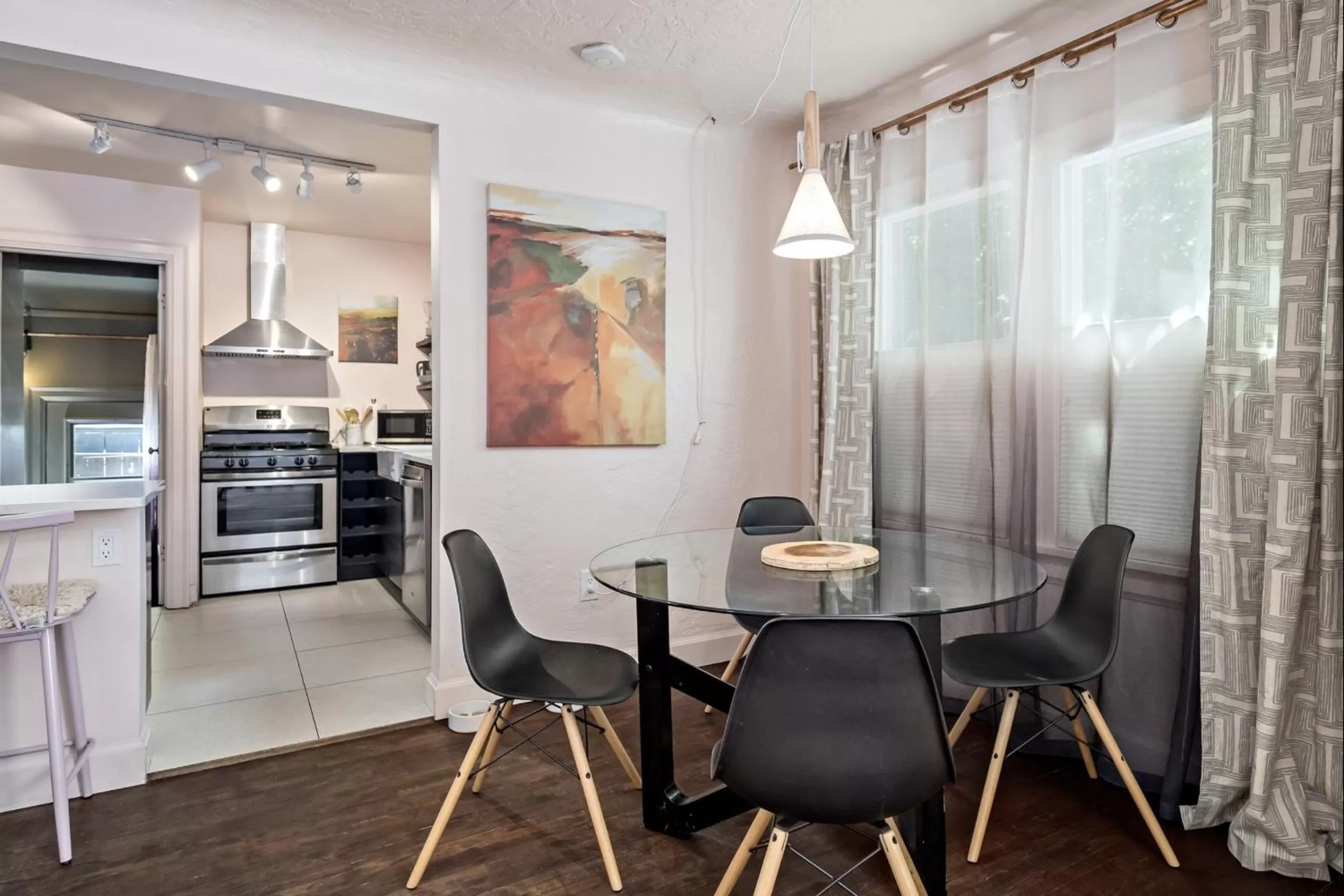 Kitchen or kitchenette in The Wesley Walla Walla