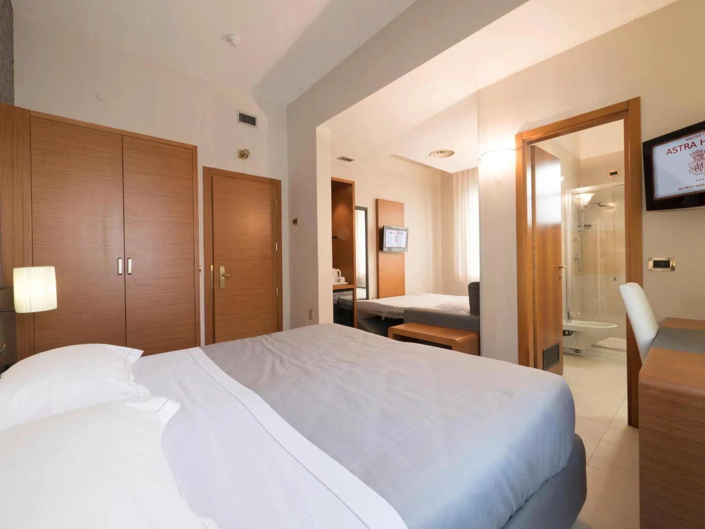 Family Junior Suite in Astra Hotel