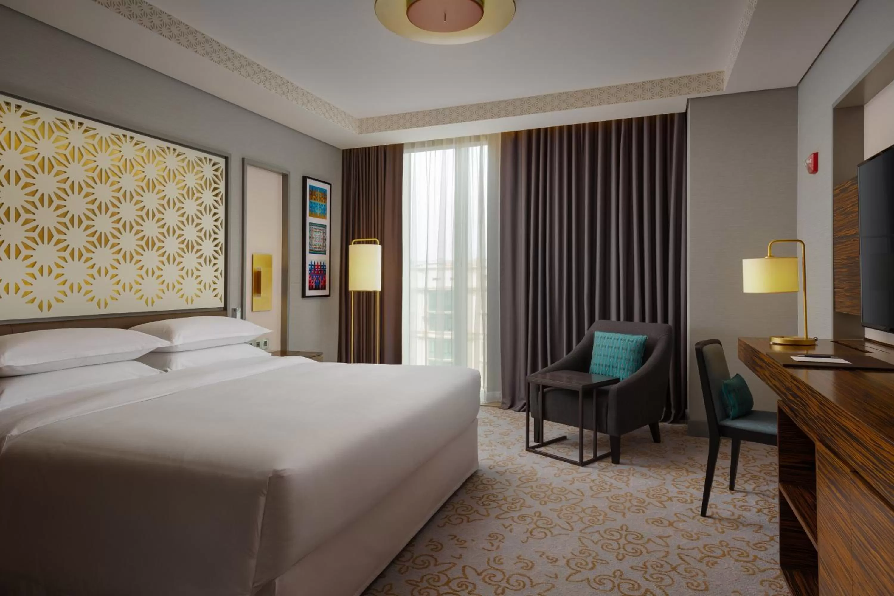 Bedroom, Bed in Sheraton Astana Hotel