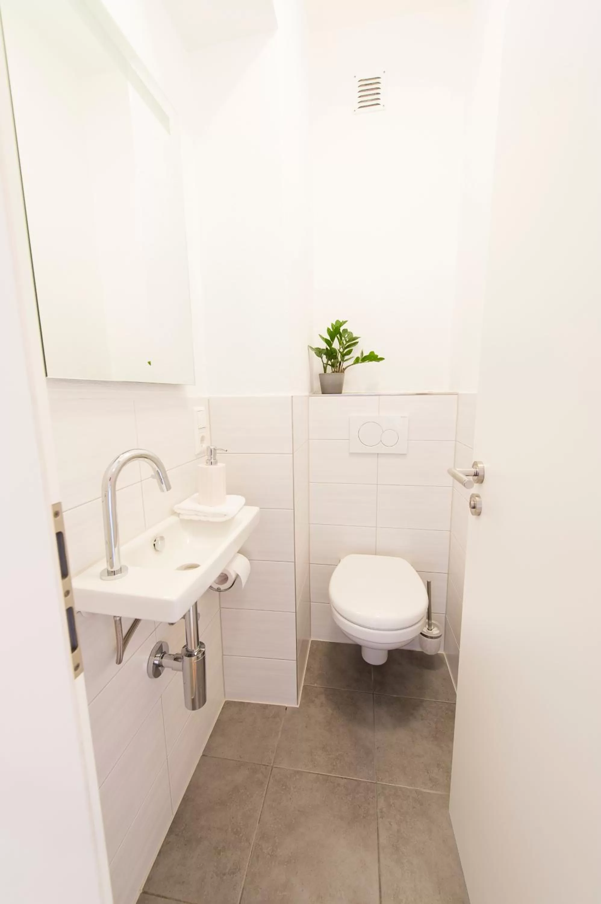 Toilet in Hotel Garni Viktoria