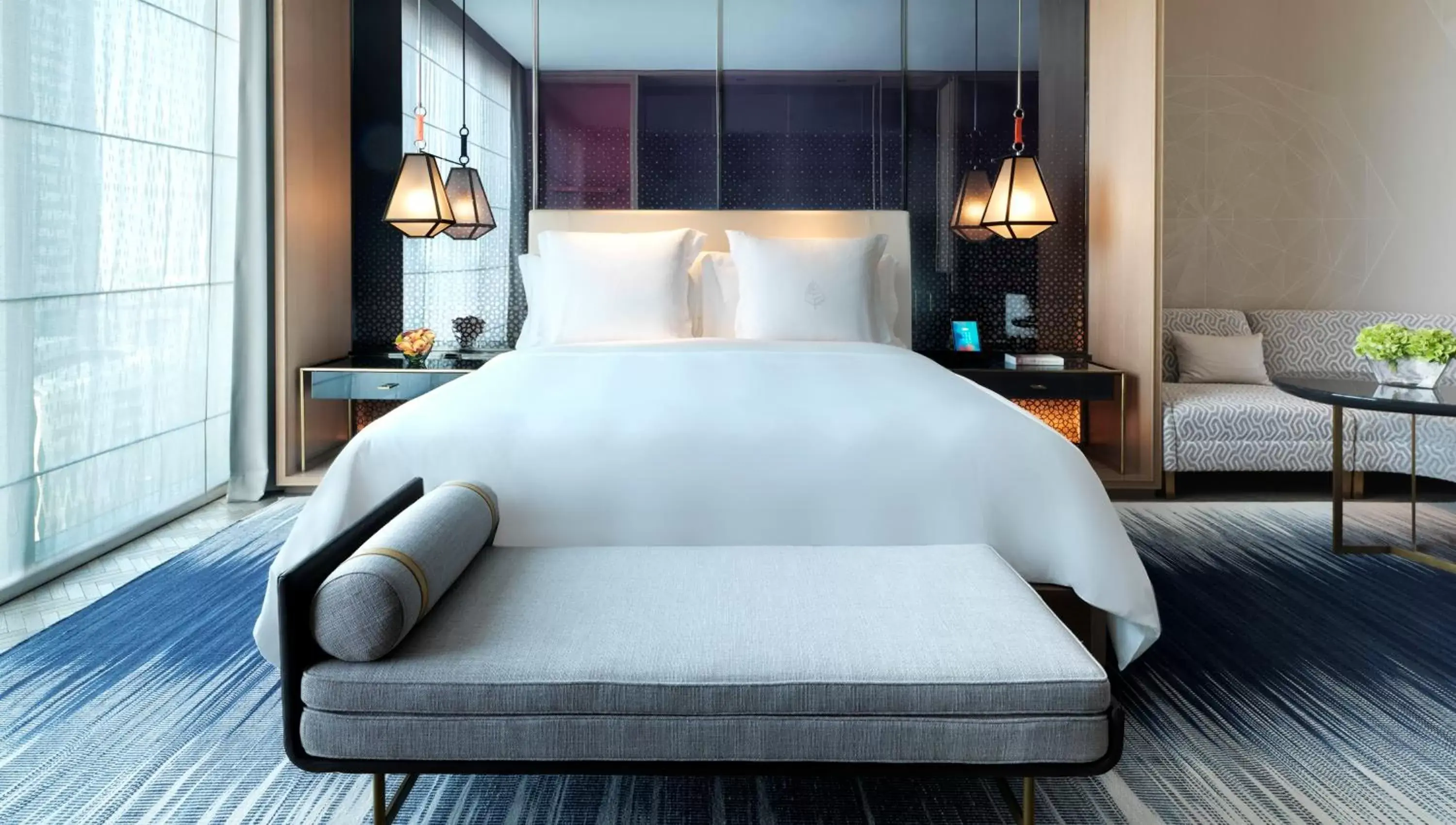 Superior King Room in Four Seasons Hotel Kuwait at Burj Alshaya Superior King Room in Four Seasons Hotel Kuwait at Burj Alshaya