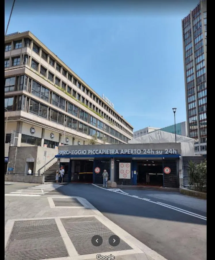 Parking in Hotel Le Nuvole Residenza d'Epoca